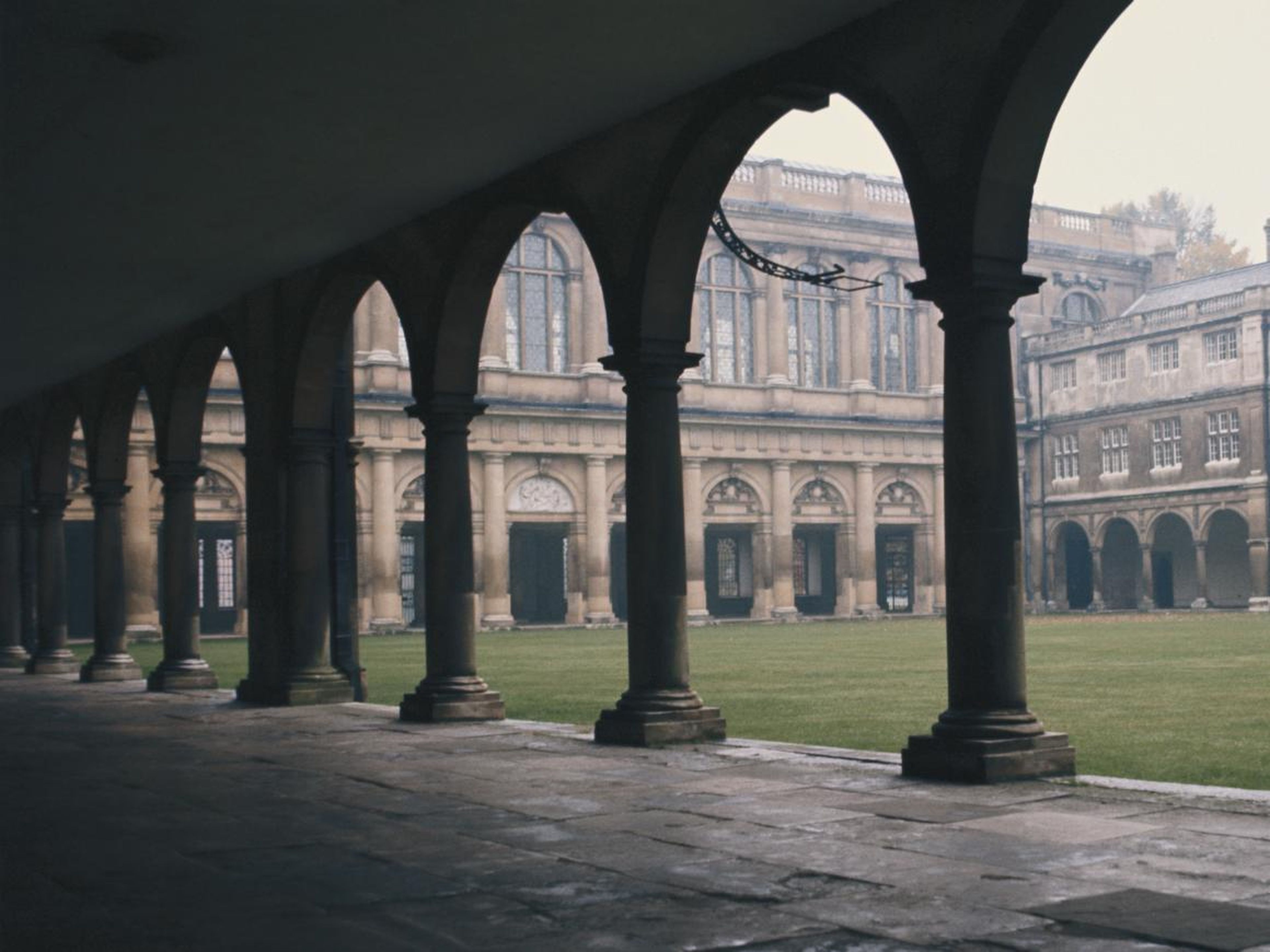 Fundado en 1534 — Cambridge University Press en Cambridge, Inglaterra