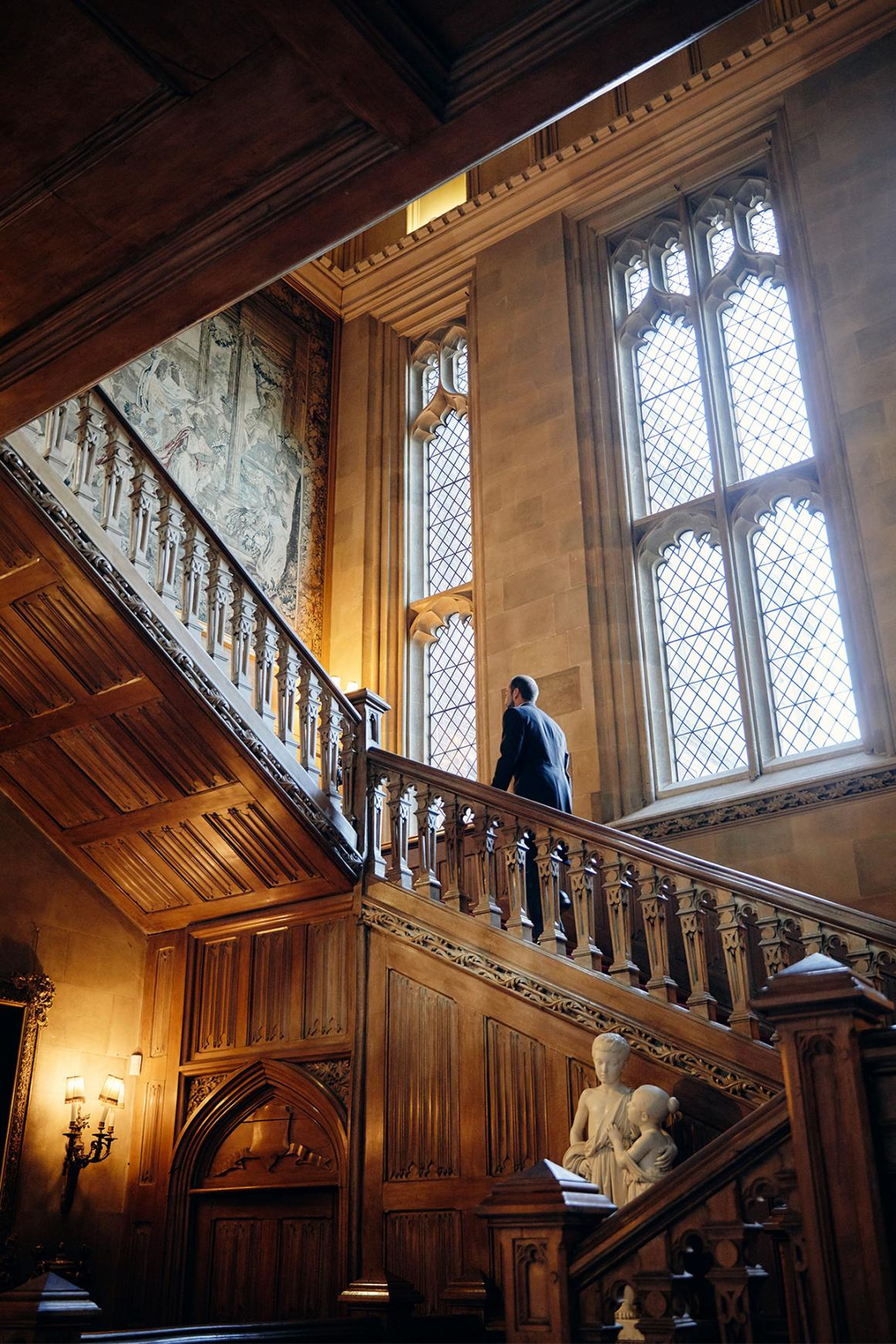 El servicio de mayordomo estará incluido en la estancia de Airbnb en el Castillo de Highclere.