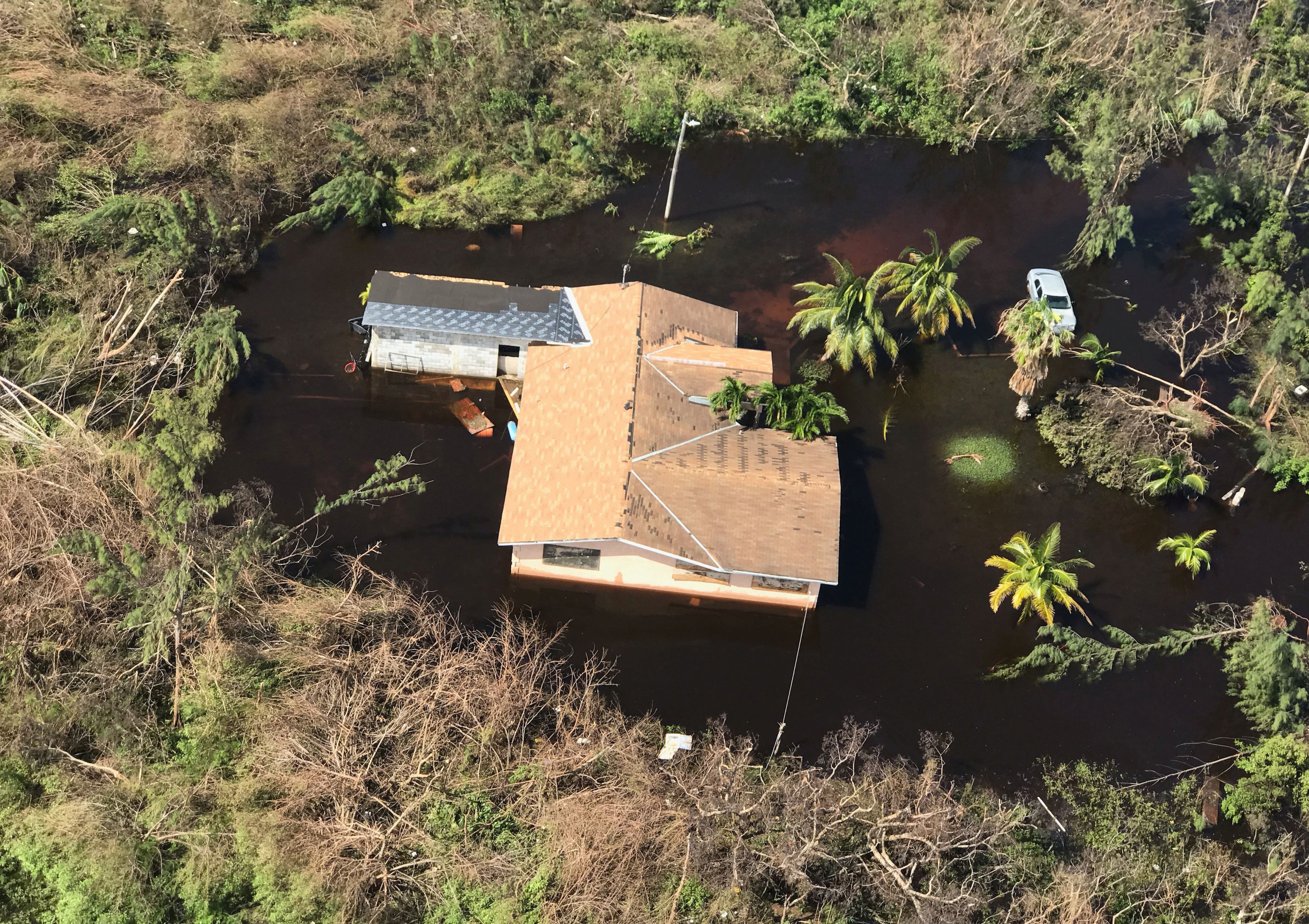 Una imagen aérea de cómo el huracán Dorian ha destrozado un barrio de la isla de Gran Bahama.