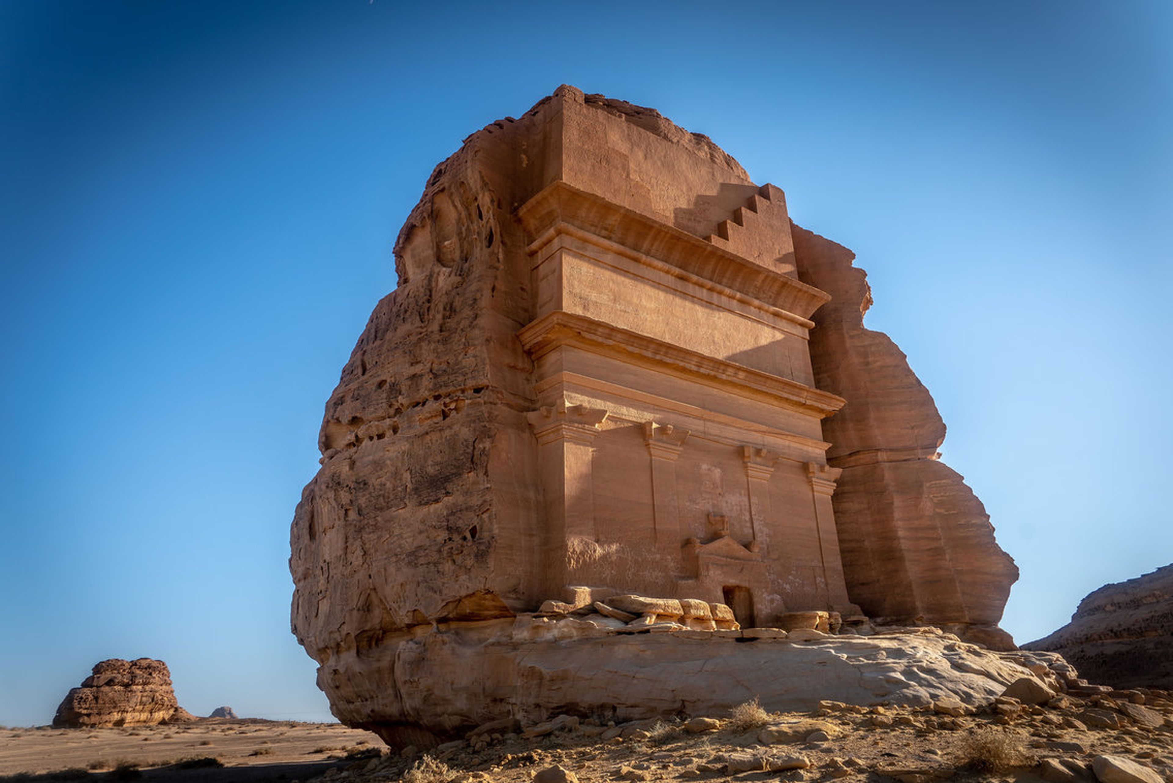 La UNESCO proclamó a Mada'in Saleh, Al Ula, como el primer sitio de Arabia Saudí Patrimonio de la Humanidad.