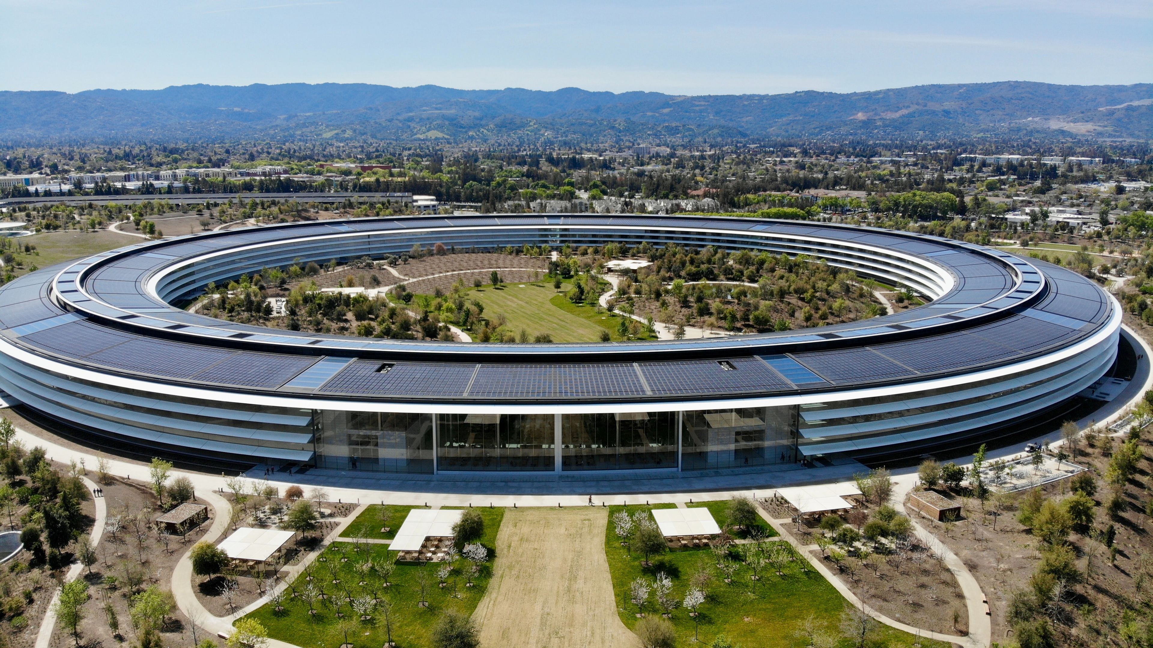 Vista aérea del Apple Park en Cupertino, California (EEUU).