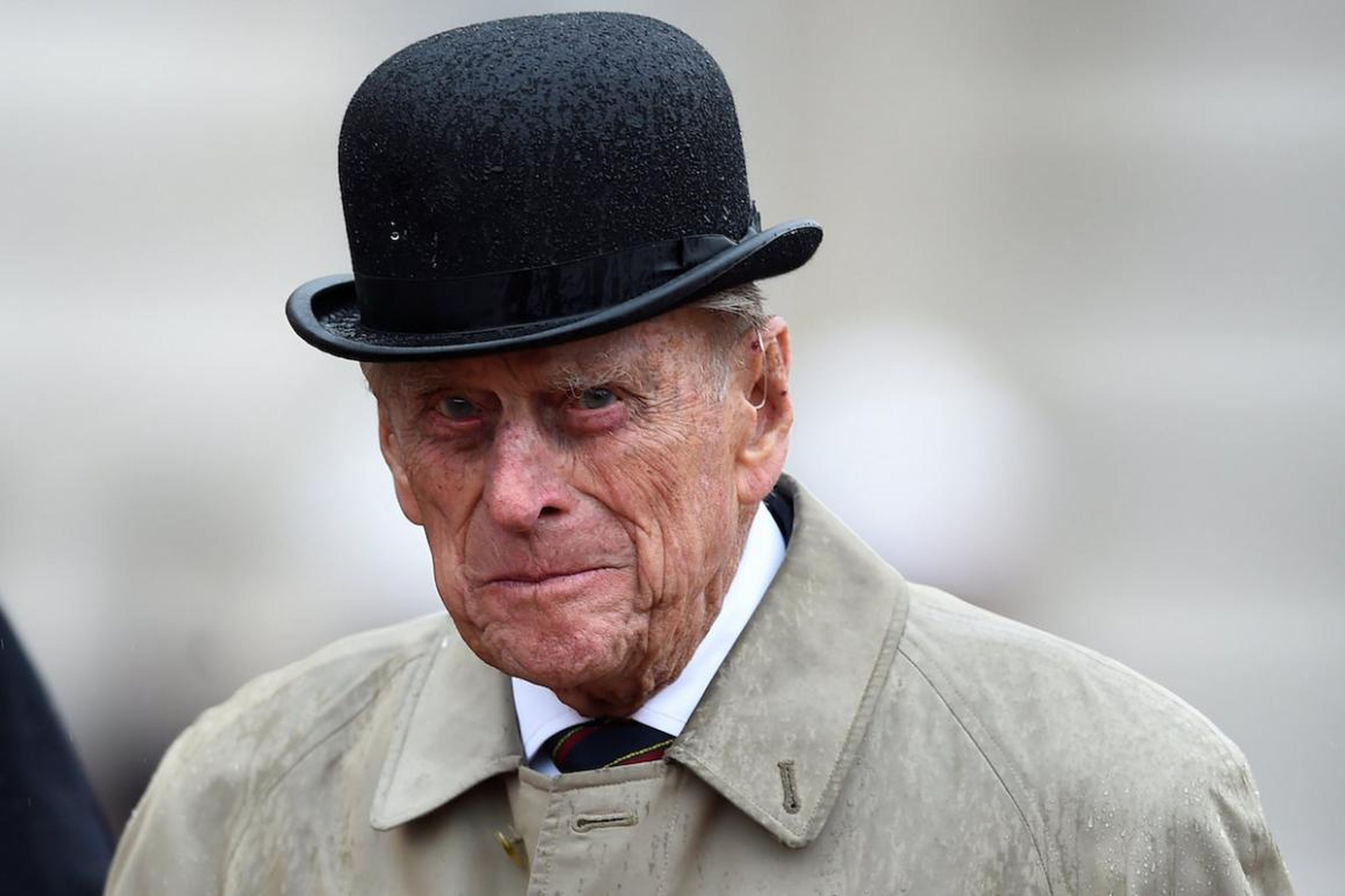 Se retiró de sus funciones reales en 2017. Hoy, a sus 98 años, el duque de Edimburgo no asiste a muchos eventos públicos. Sin embargo, hace la excepción en ciertas ocasiones, por ejemplo, en las bodas reales.