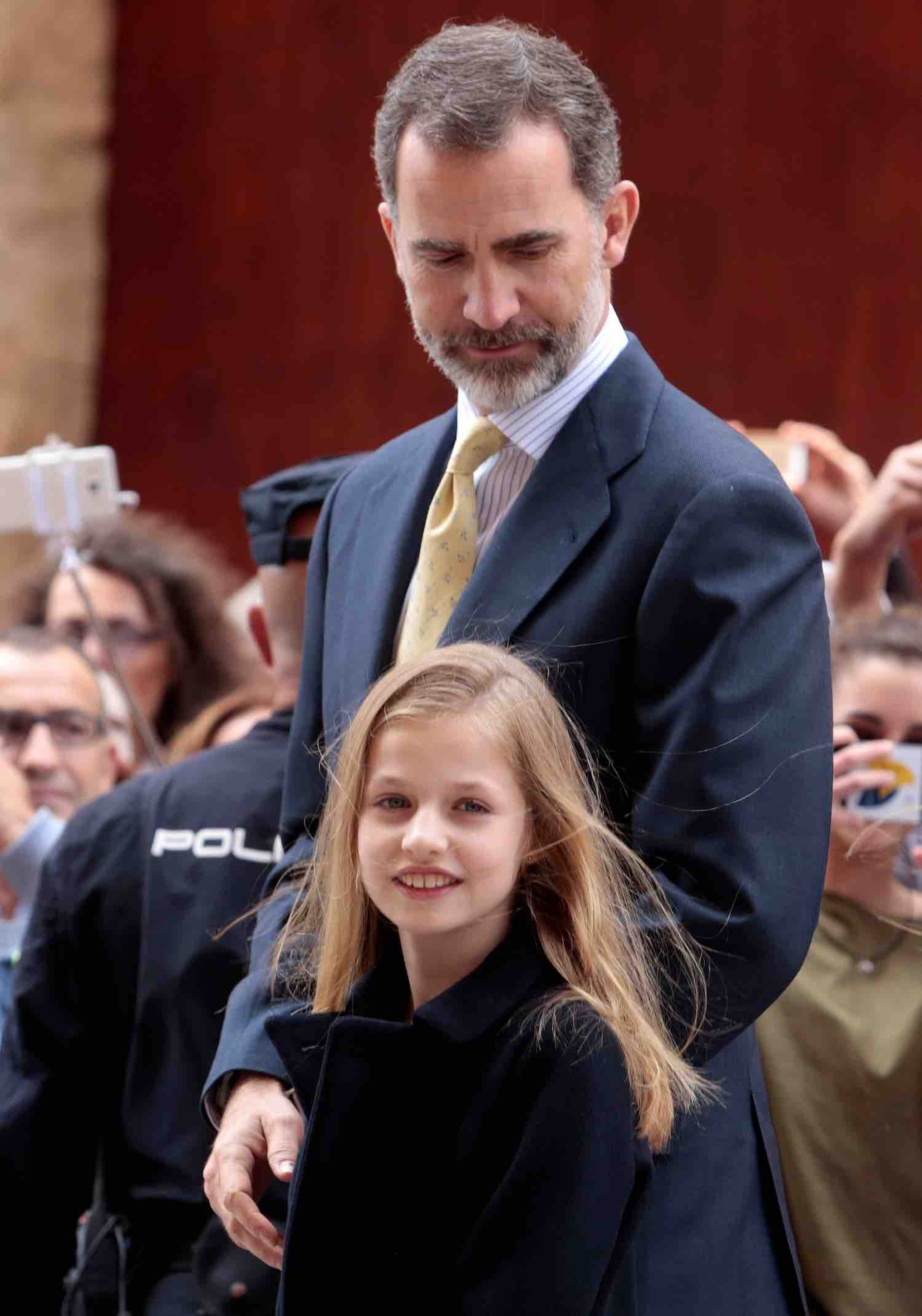 La princesa Leonor asiste a la Misa de Pascua en Palma de Mallorca en 2017.