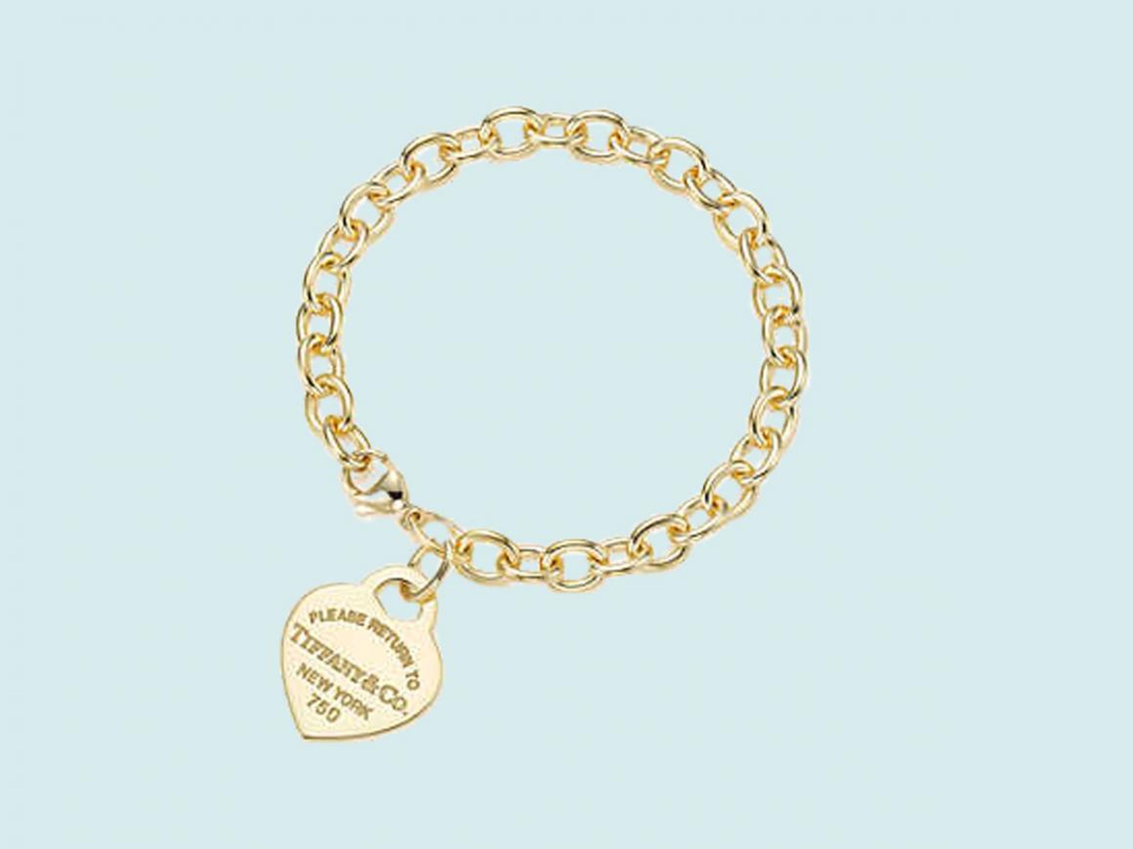 The Return to Tiffany bracelet is included comes with the purchase.