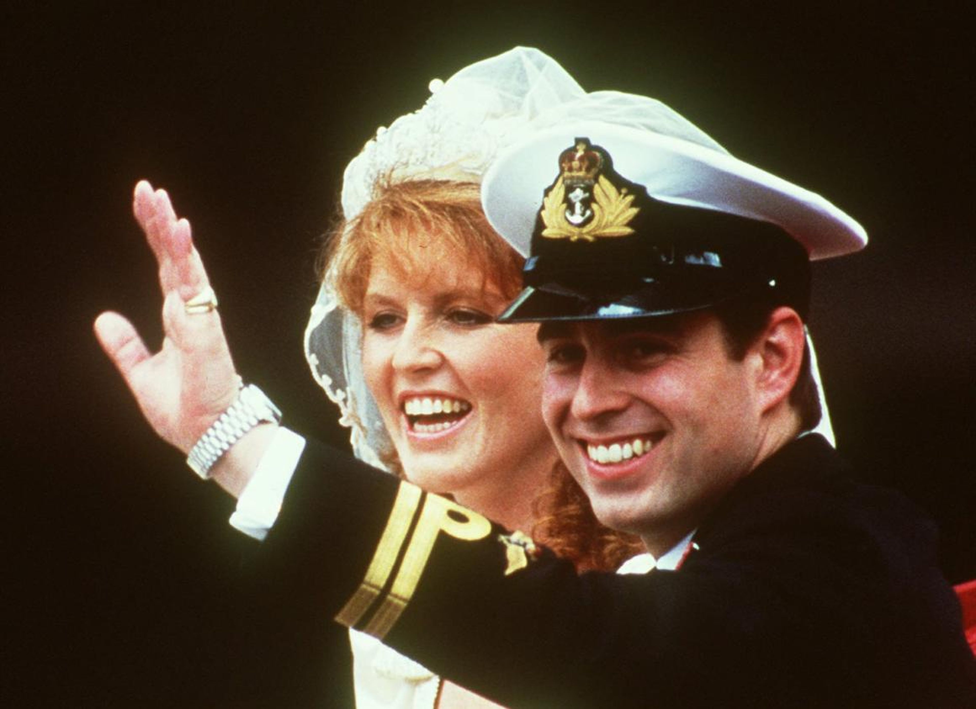 Sarah Ferguson y el Príncipe Andrés el día de su boda en 1986.