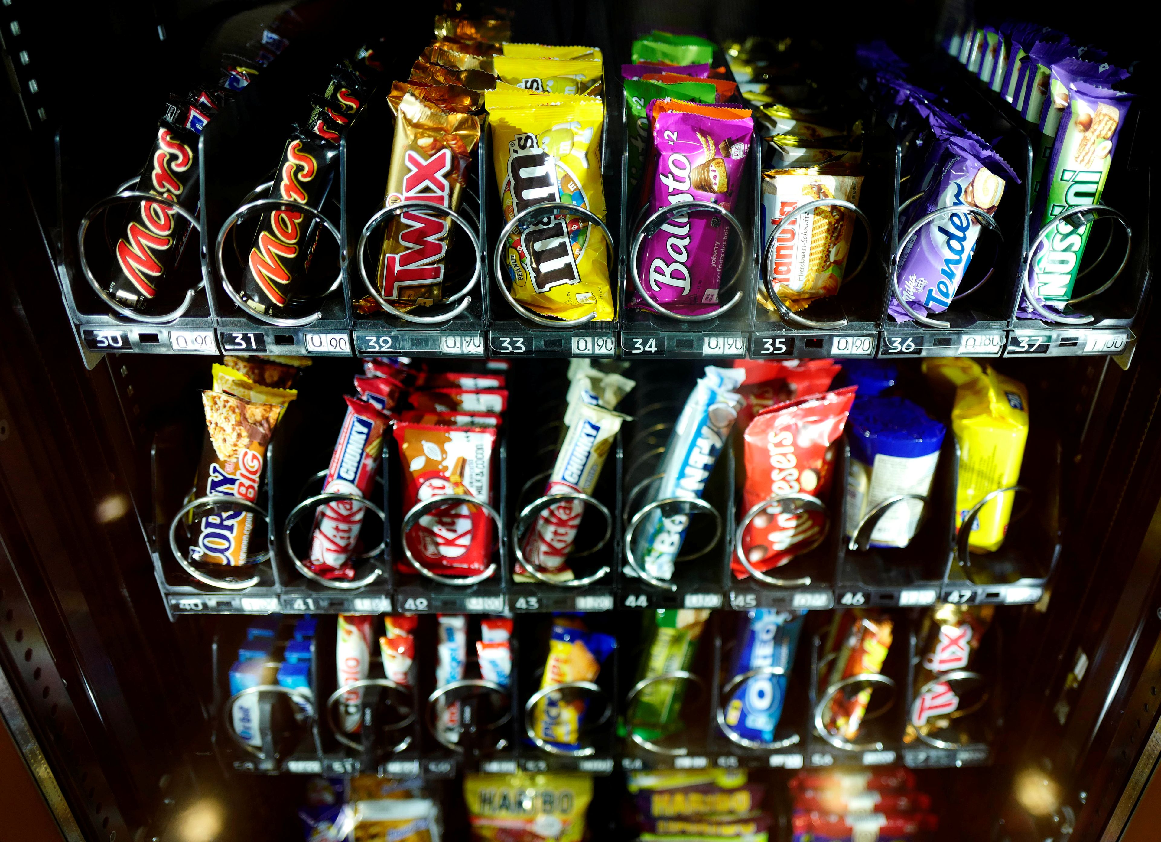 vending, máquina expendedora, chocolatinas