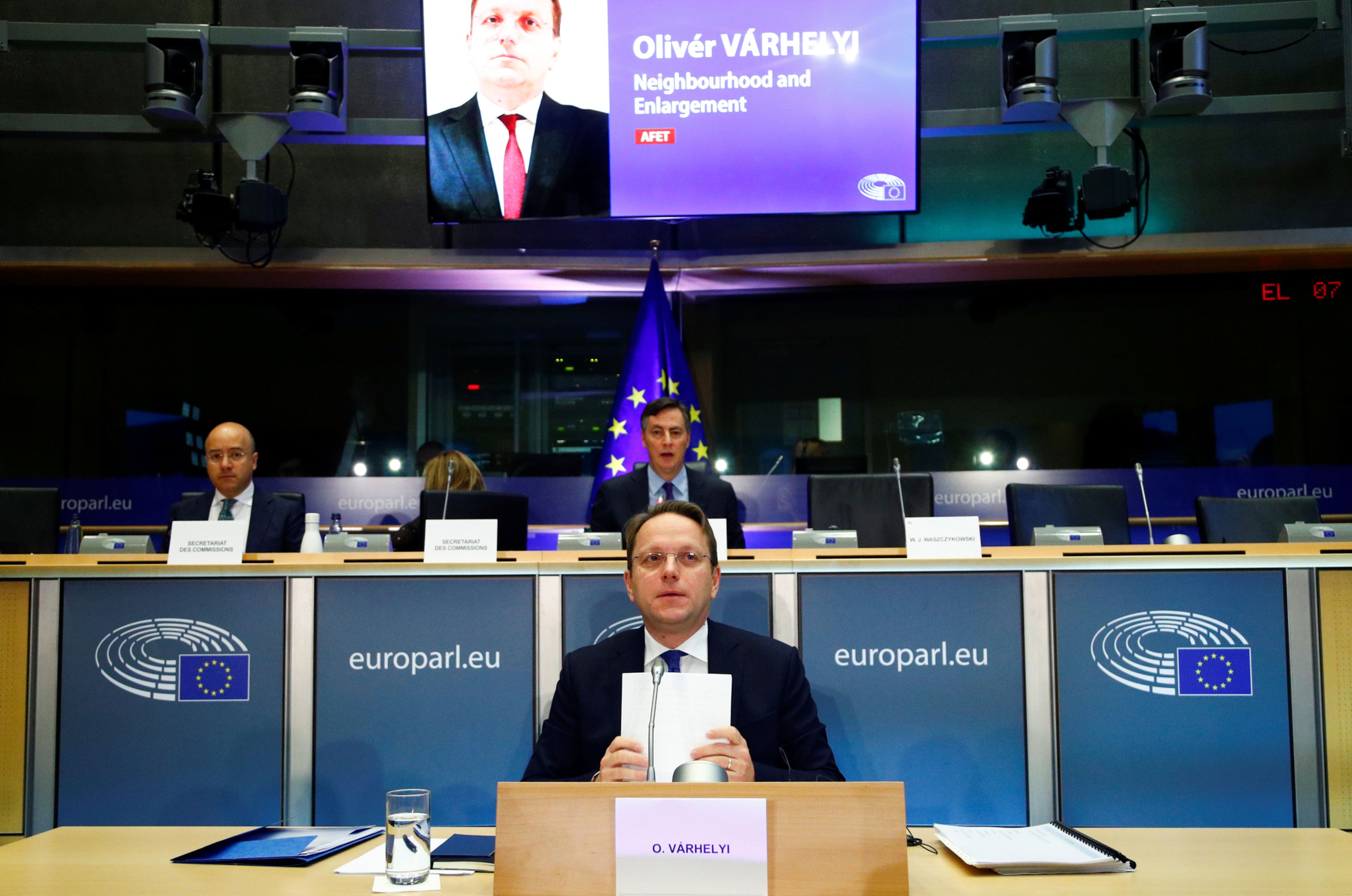 El aspirante húngaro a comisario europeo Olivér Várhelyi durante su proceso de selección en Bruselas