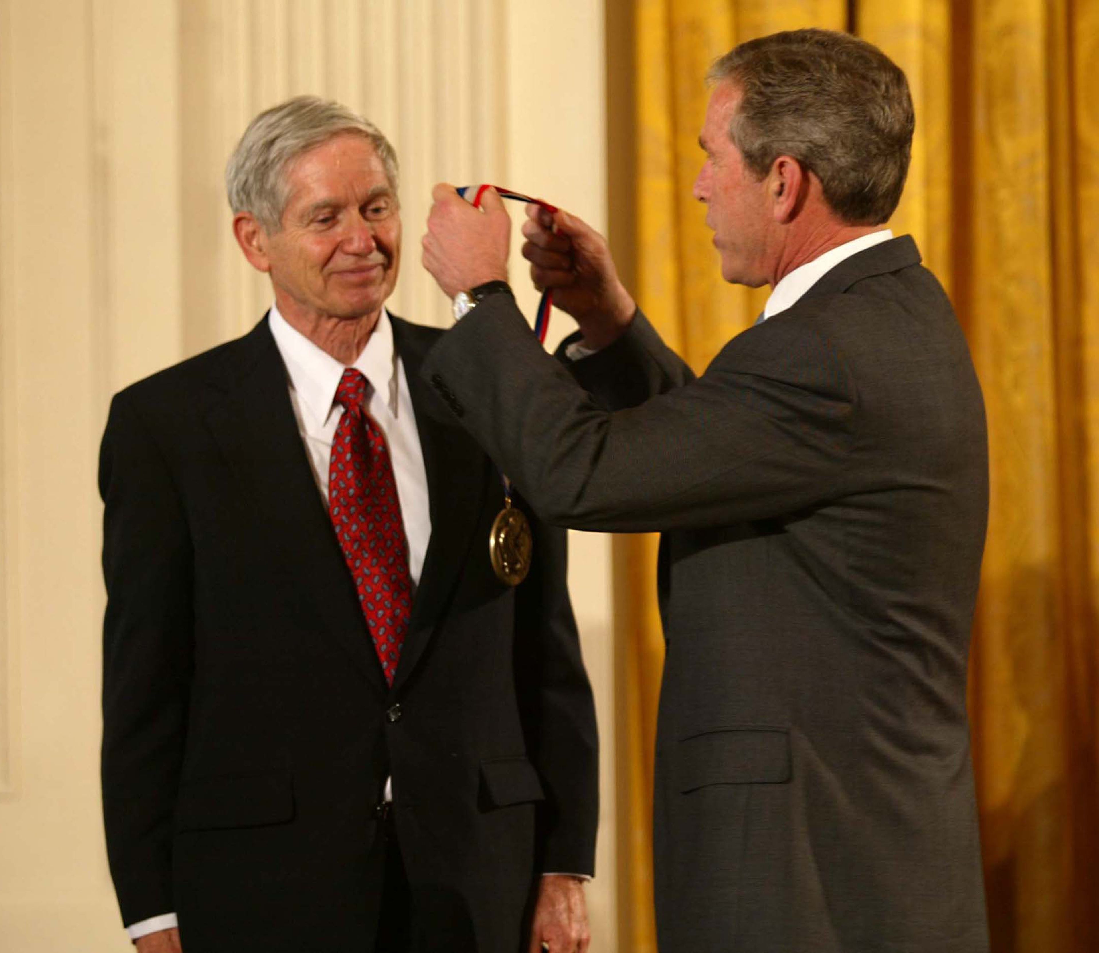 Charles David Keeling y George Bush