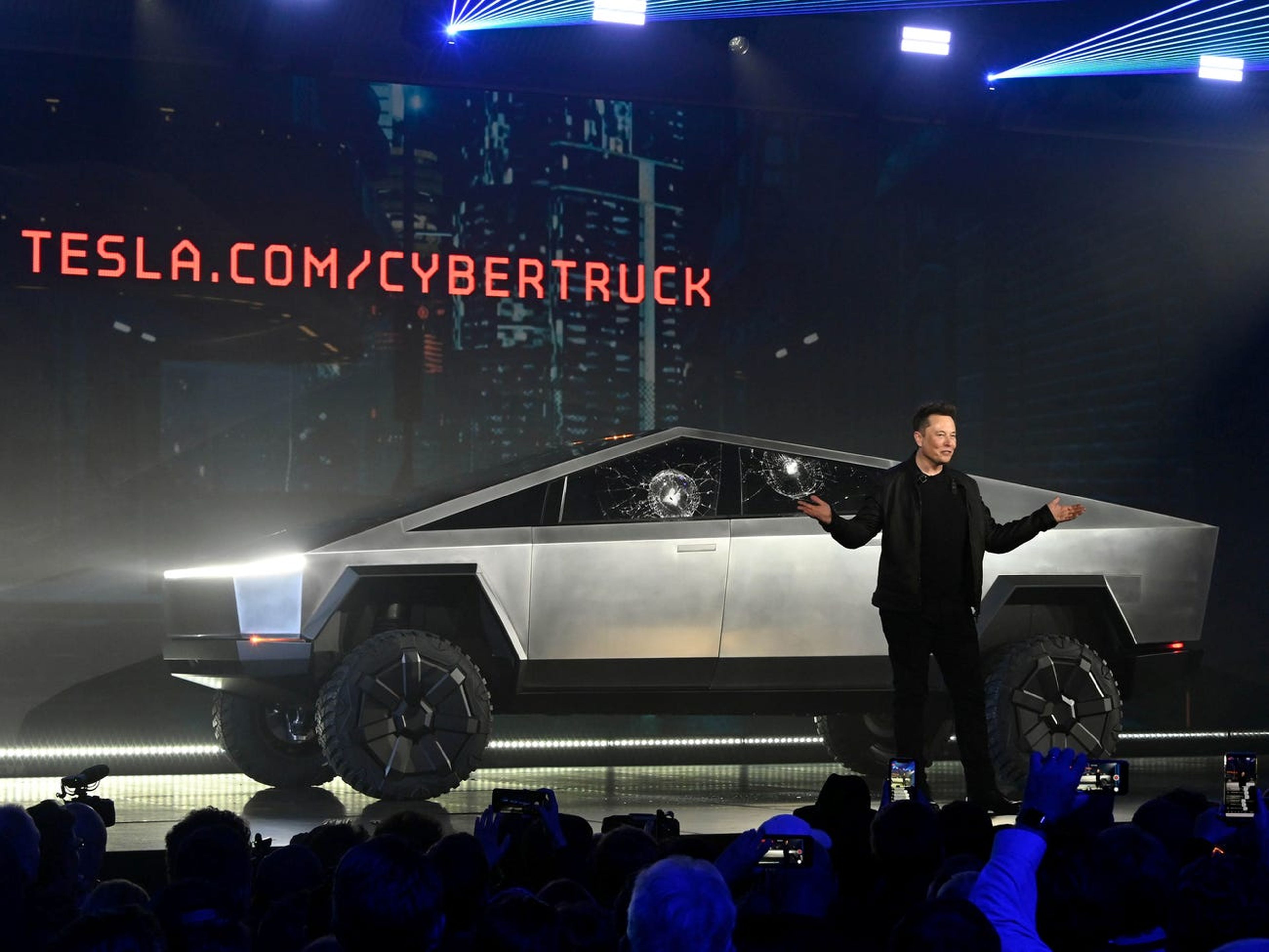 Elon Musk en la presentación del Cybertruck