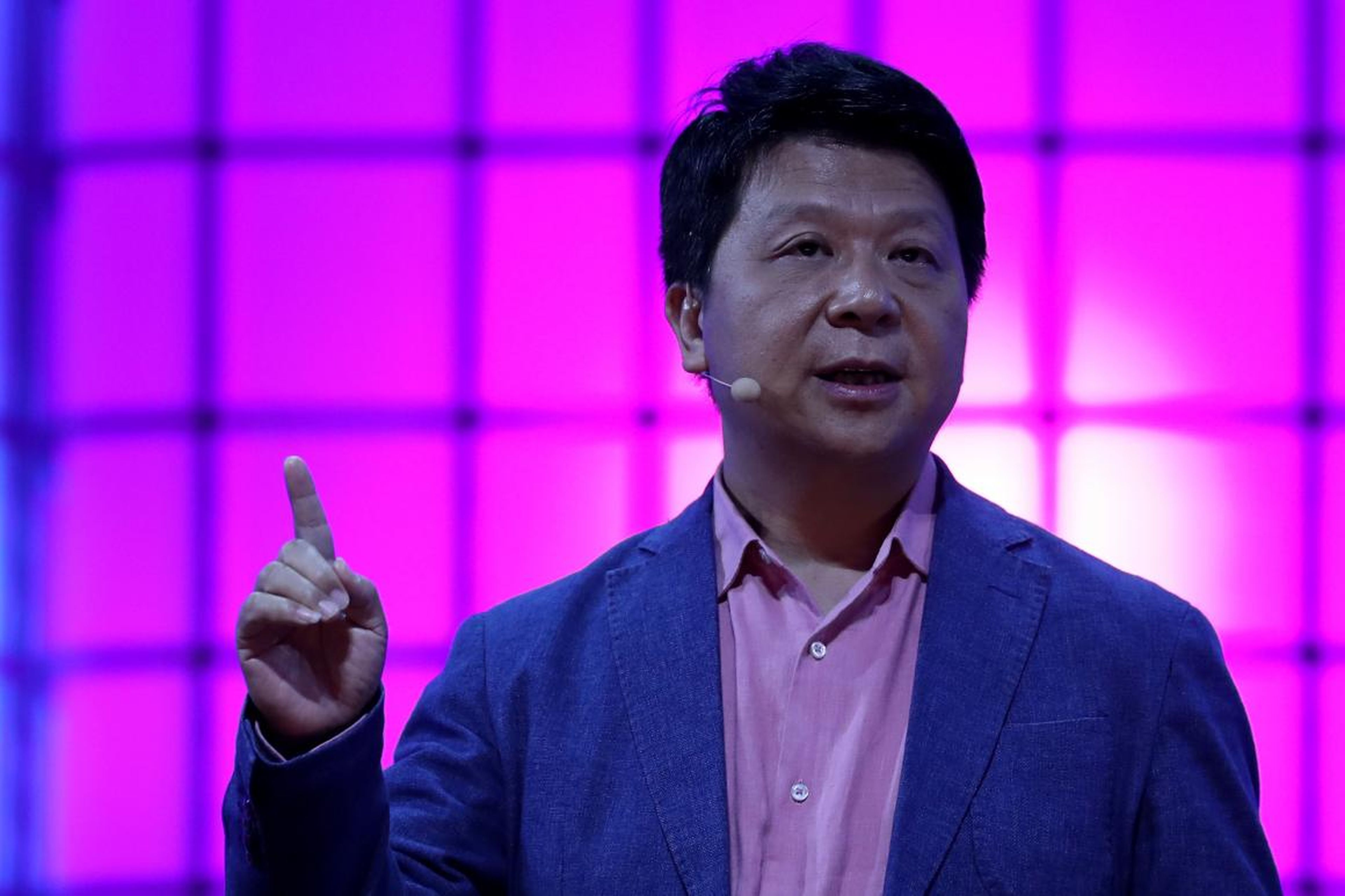 El presidente rotatorio del gigante de comunicaciones Huawei, Guo Ping