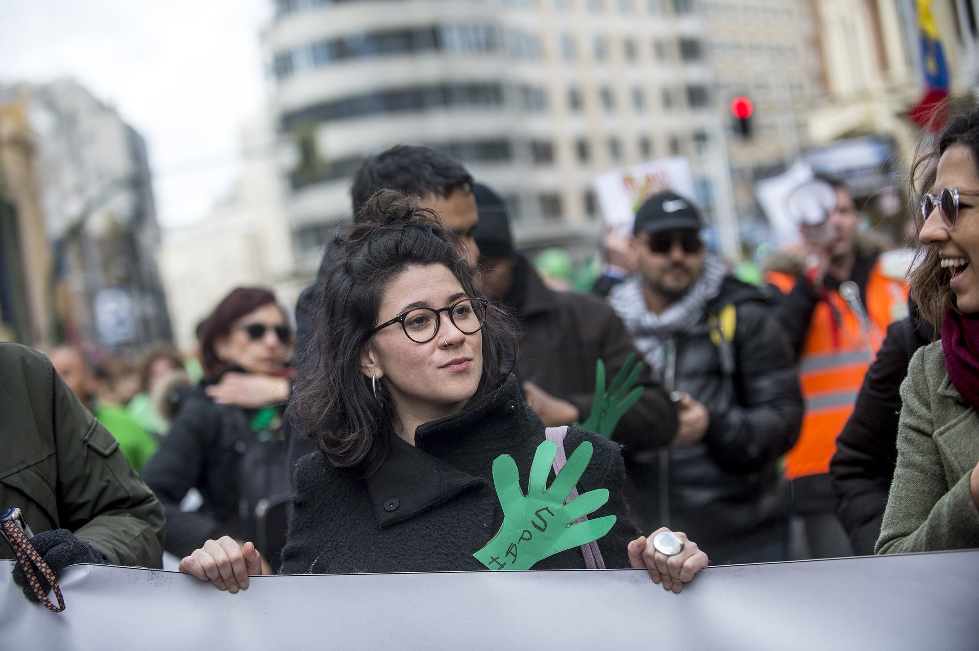 Una joven, en una manifestación contra los desahucios en marzo de 2018.
