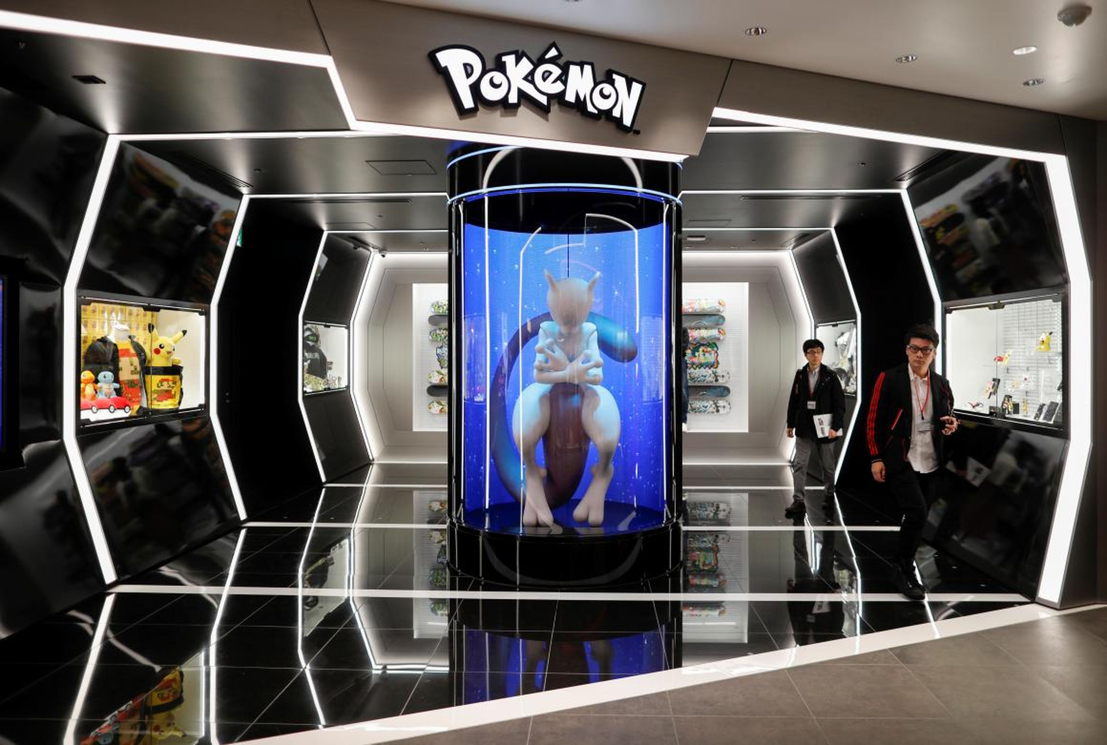 Nintendo Tokyo and Pokémon Center Shibuya are technically separate stores, though they are neighbors. The highlight of the Pokémon store is this life-sized Mewtwo statute inside of an incubation chamber.