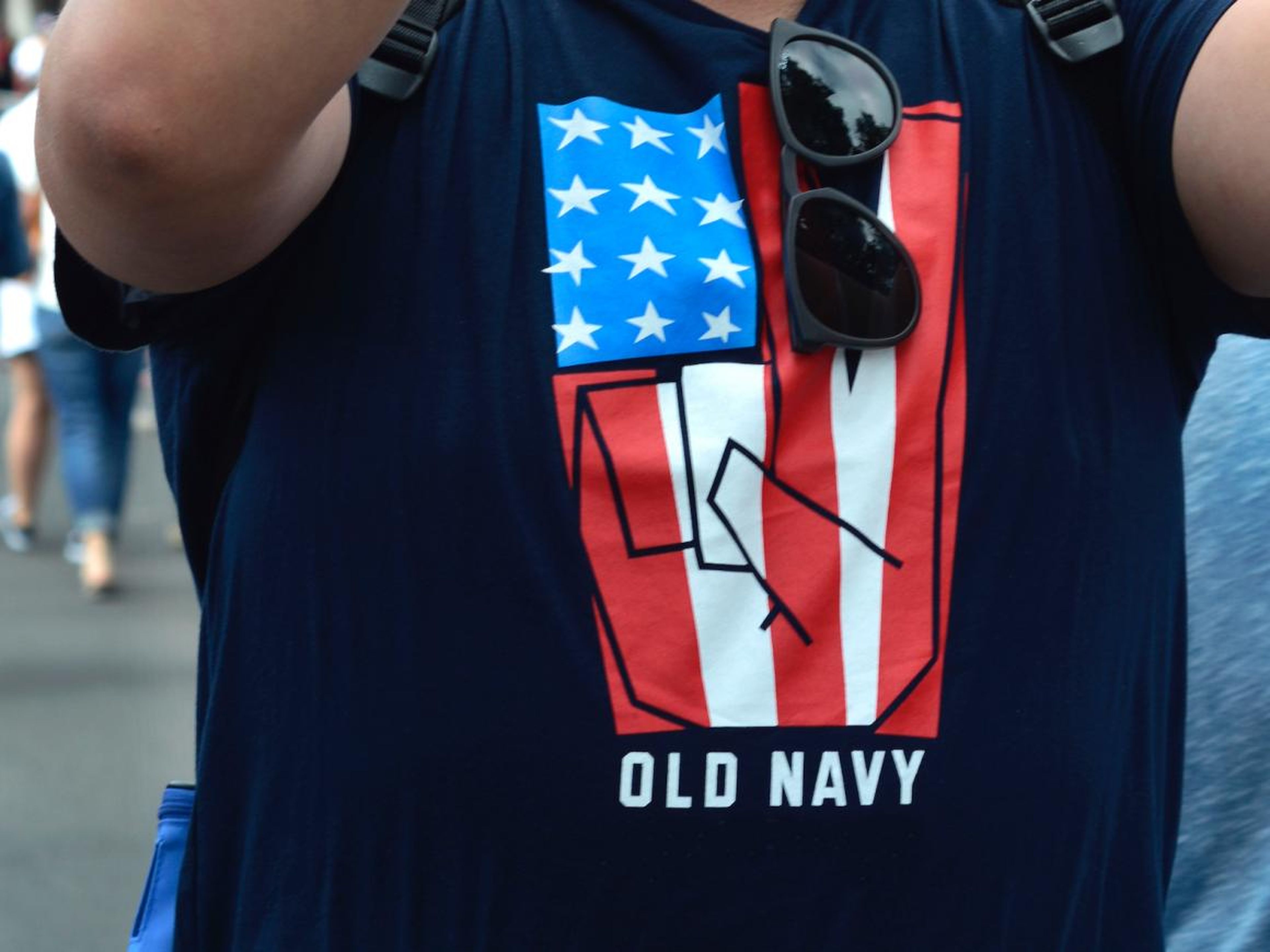 Old Navy se convirtió, rápidamente, en una de las marcas preferidas para un amplio sector de la sociedad. Sus diseños divertidos y sus looks pensados para celebrar el 4 de julio cautivaron a muchos.