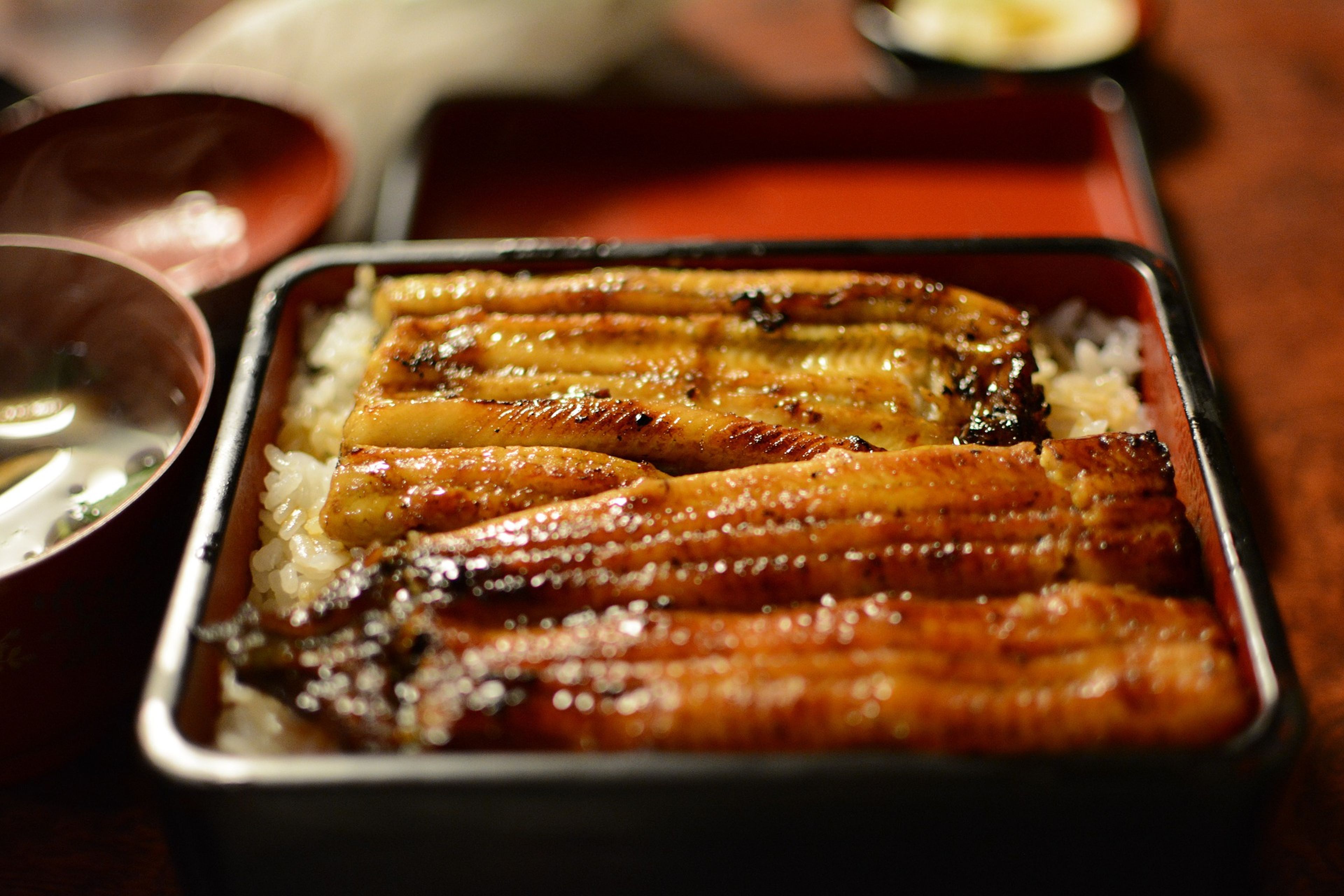 La anguila también está presente en otras gastronomías como la cocina japonesa.