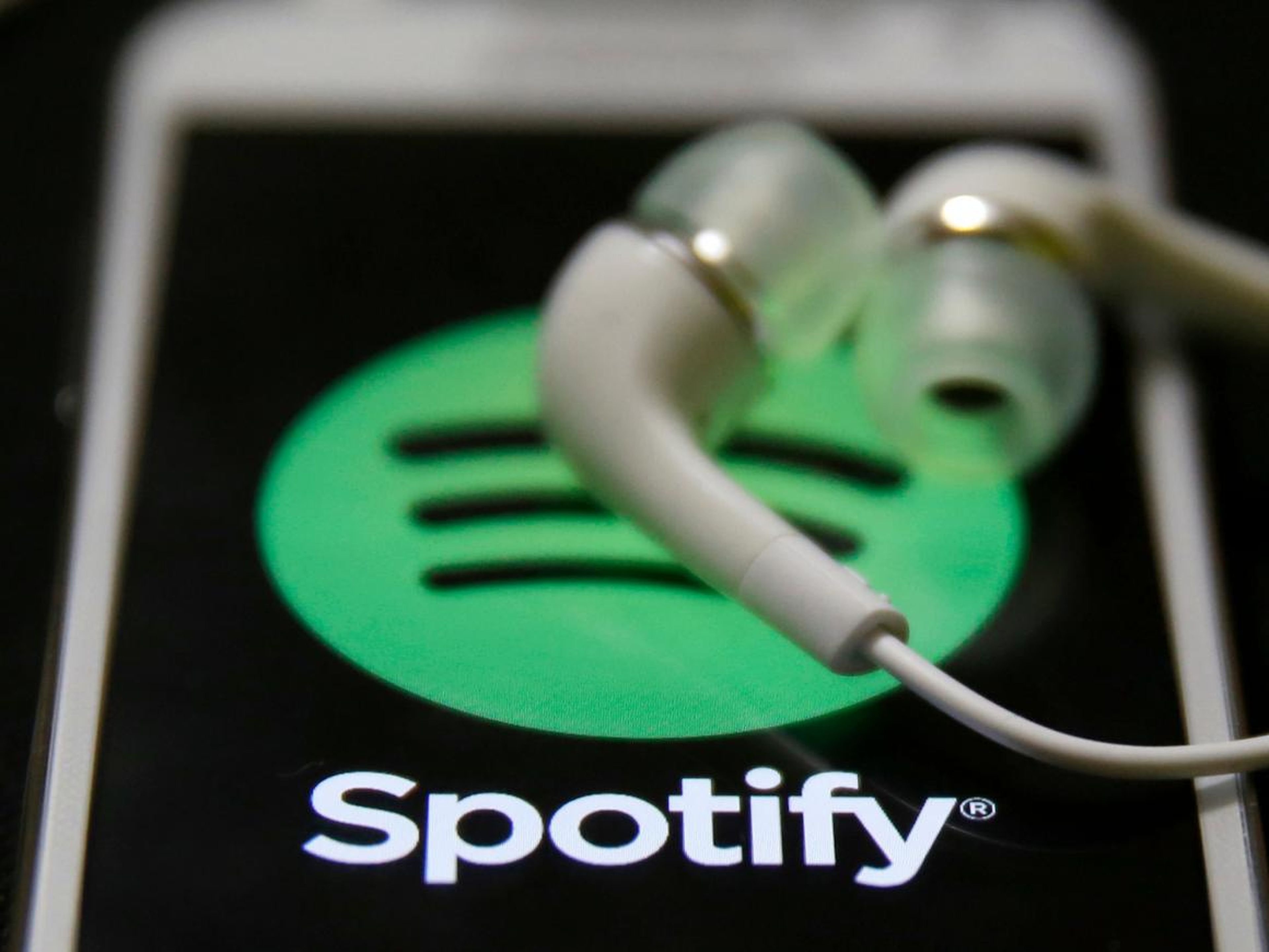 En 2015 Spotify era una lucrativa fuente de ingresos para Apple, cuando facturaba a sus suscriptores a través de iTunes.