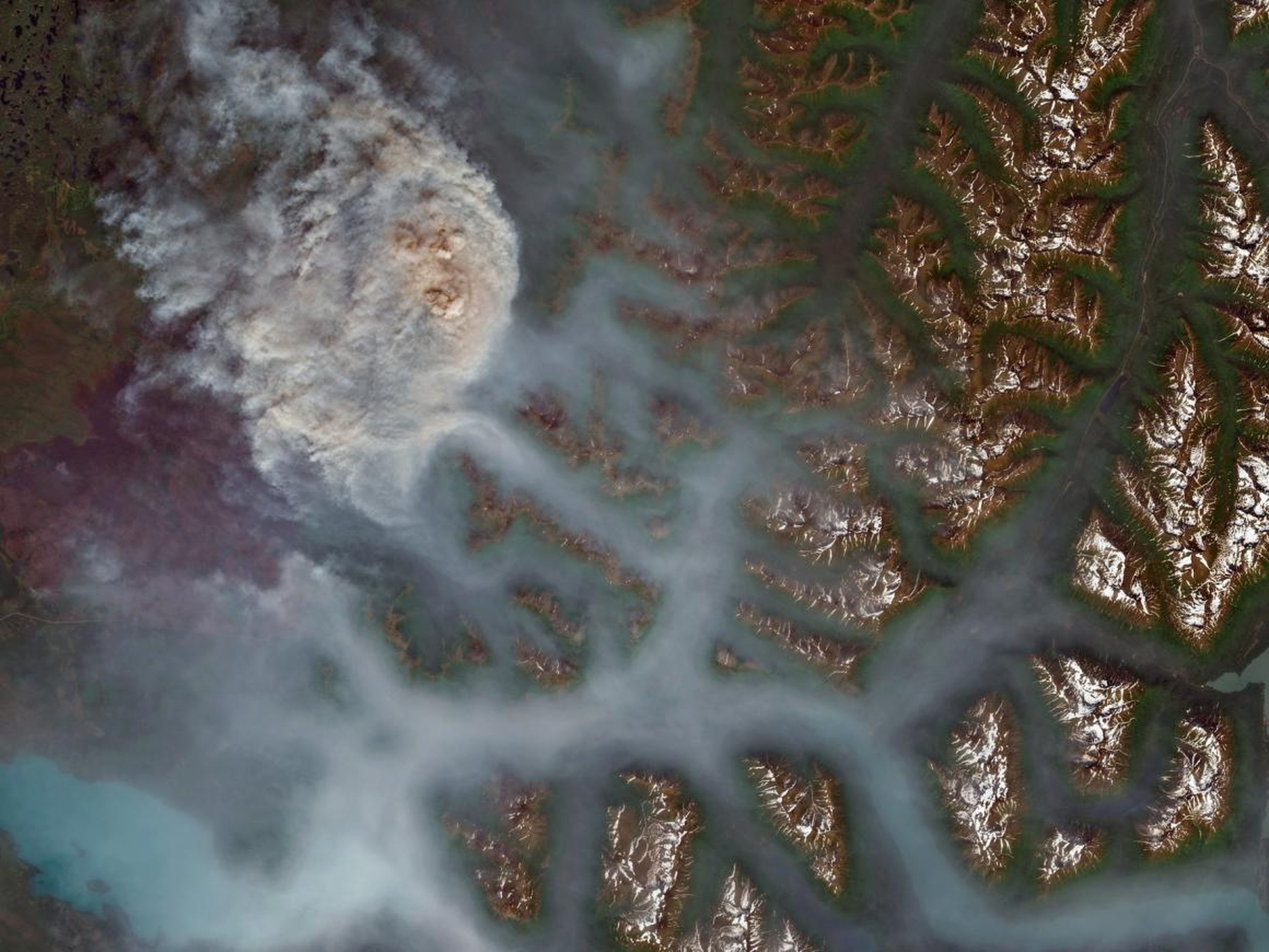 Swan Lake, ubicado a 8 km al noreste de Sterling, Alaska, se incendió el 29 de junio de 2019.