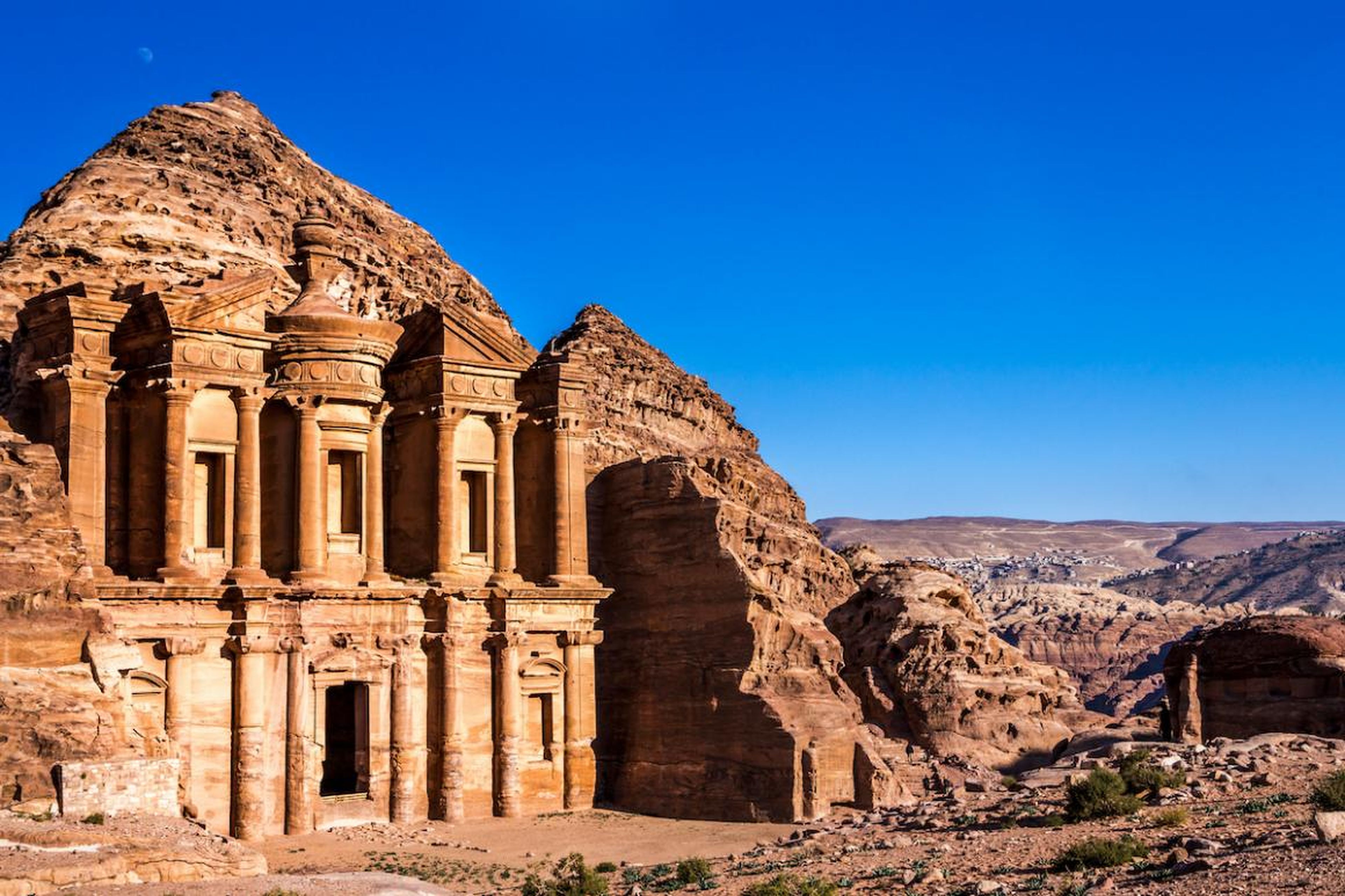 El Monasterio de Petra, Jordania
