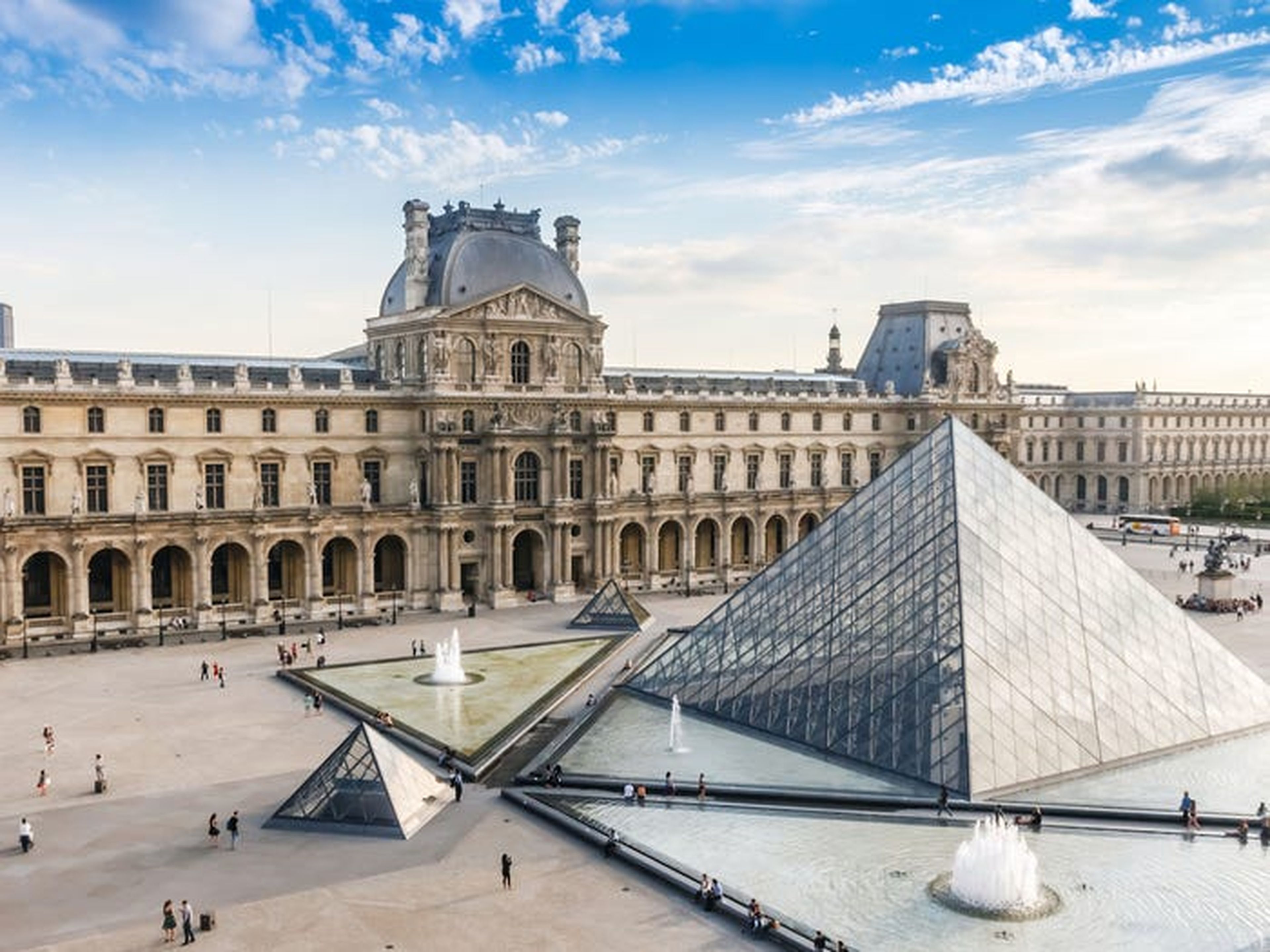 En París, la distancia media de los viajeros que viajan en un solo trayecto en transporte público es de 10,8 kilómetros.