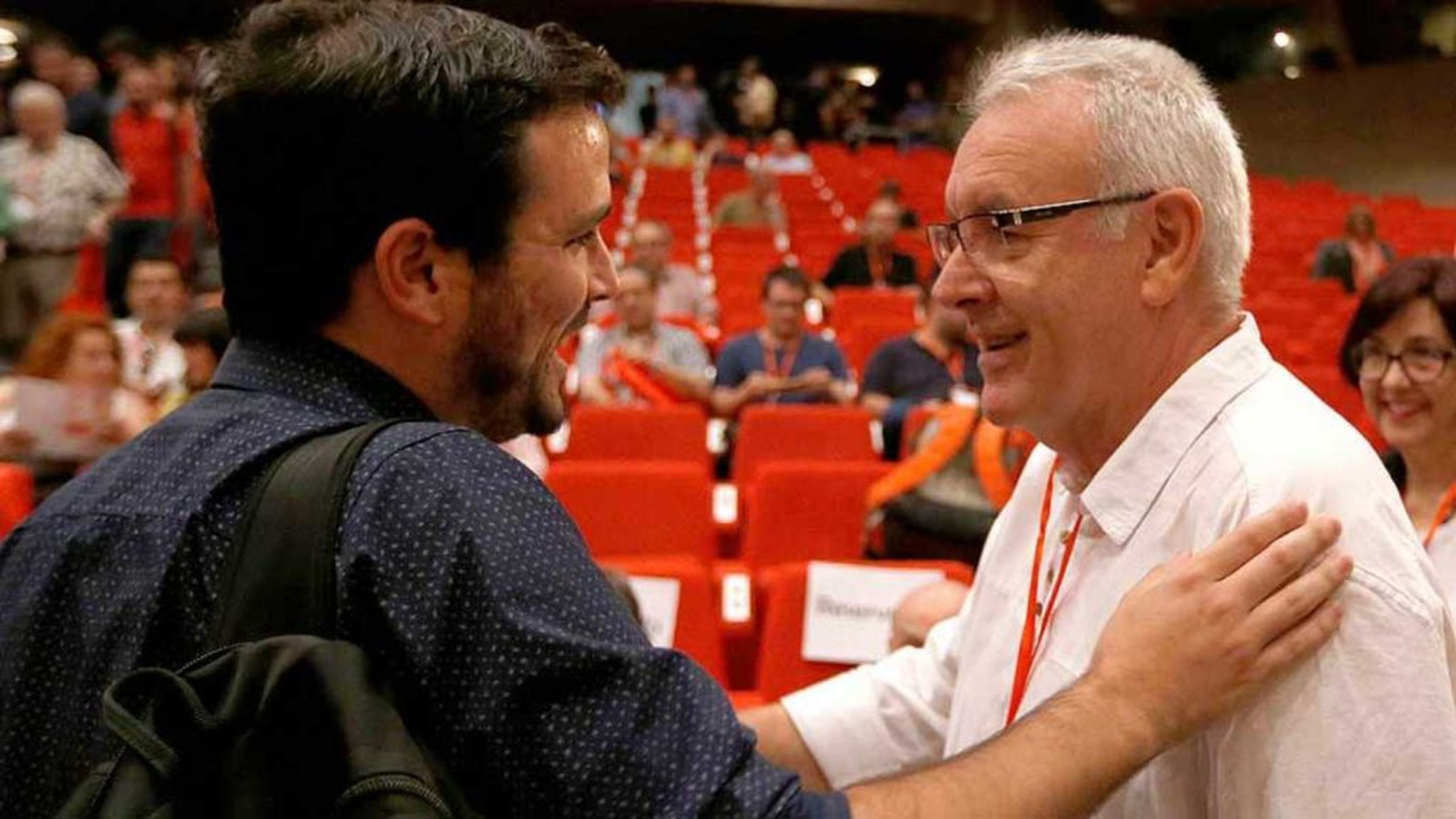 Alberto Garzón y el ex coordinador federal de Izquierda Unida Cayo Lara.