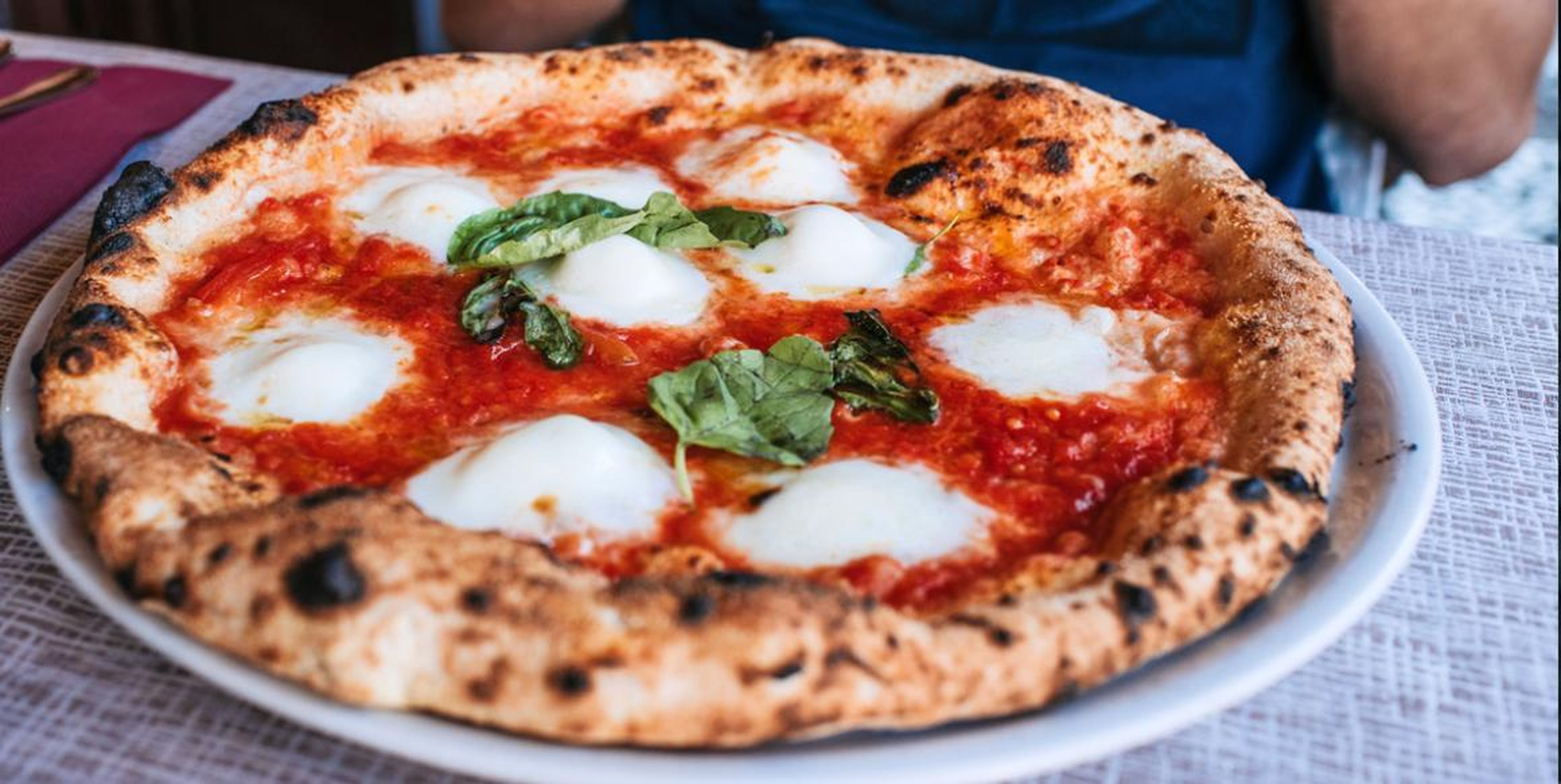 Chefs told Insider that certain dishes, like Margherita pizza, are usually overpriced.