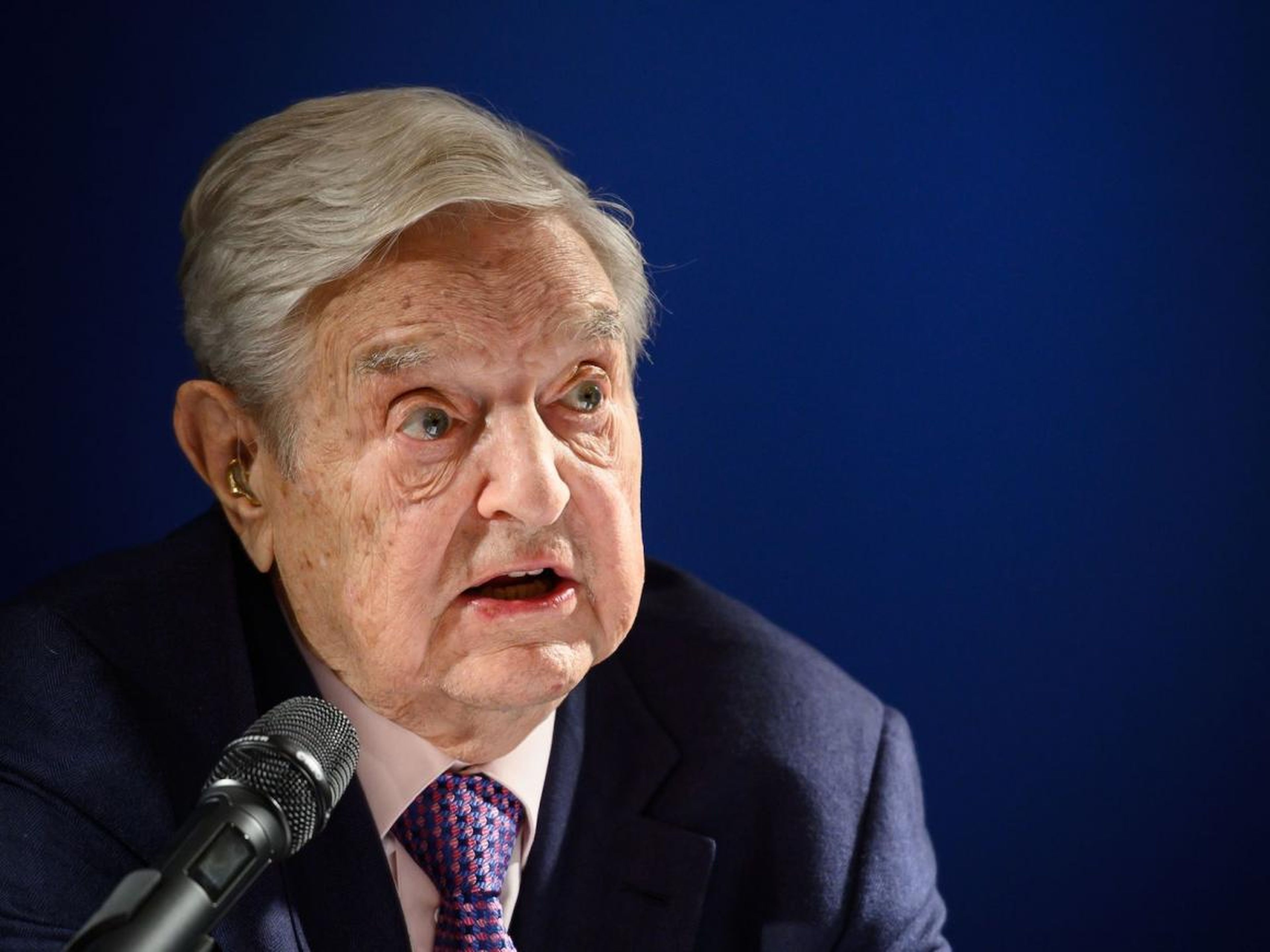 George Soros pronuncia un discurso en el Foro Económico Mundial en Davos, Suiza, el 24 de enero de 2019.