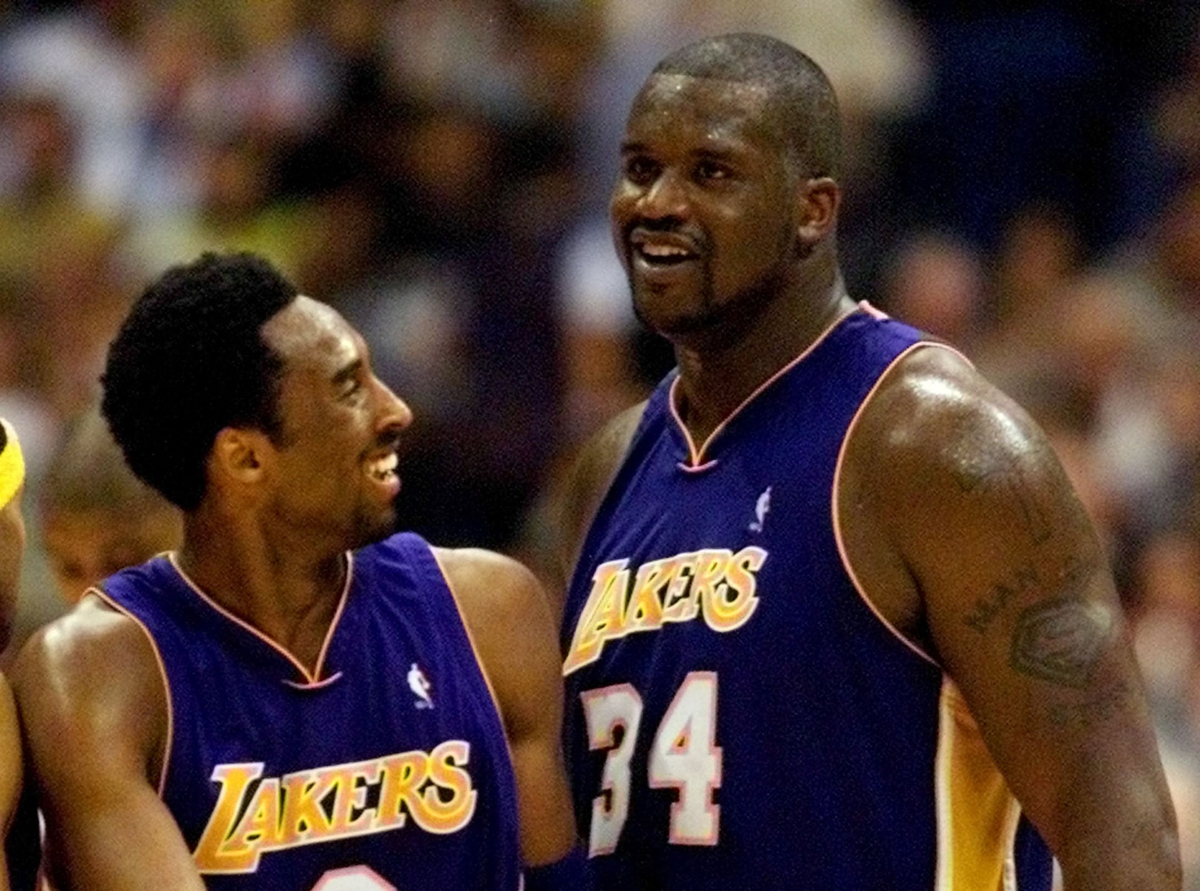 Kobe Bryant y Shaquille O'Neal en la temporada 00-01.
