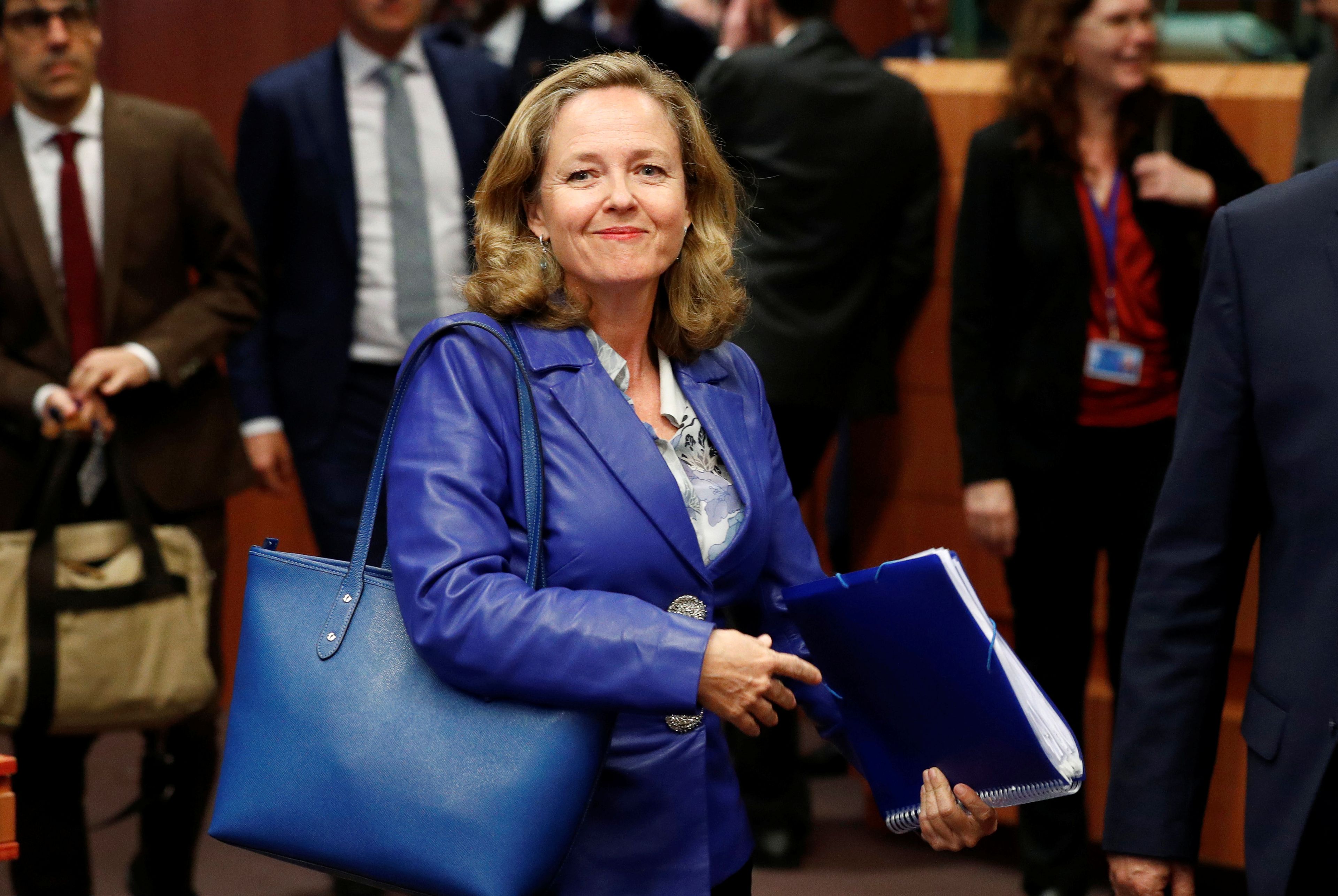 Nadia Calviño llega a una reunión de ministros de finanzas de la eurozona en Bruselas.