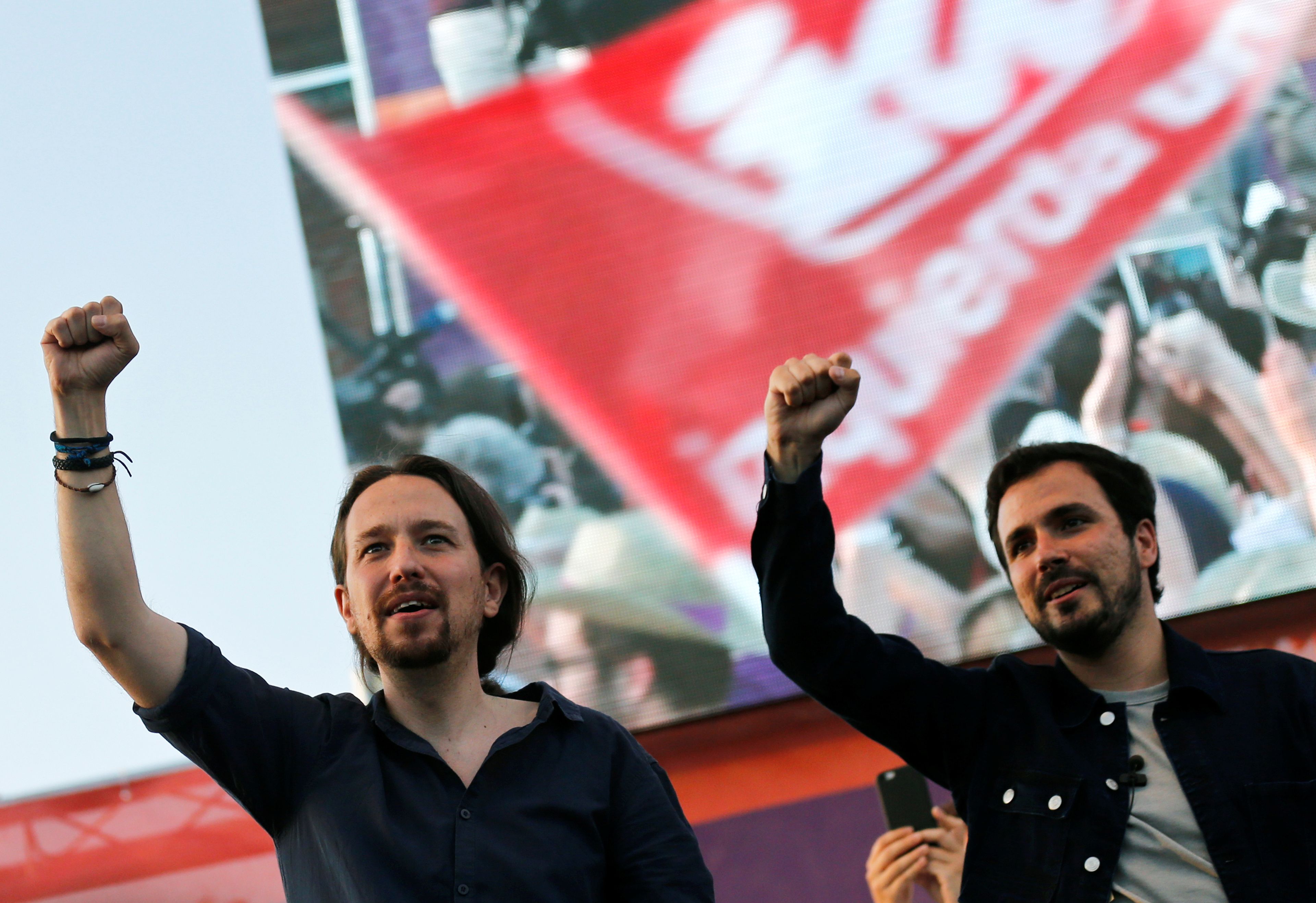 Pablo Iglesias y Alberto Garzón durante la campaña electoral del 26J (2016).