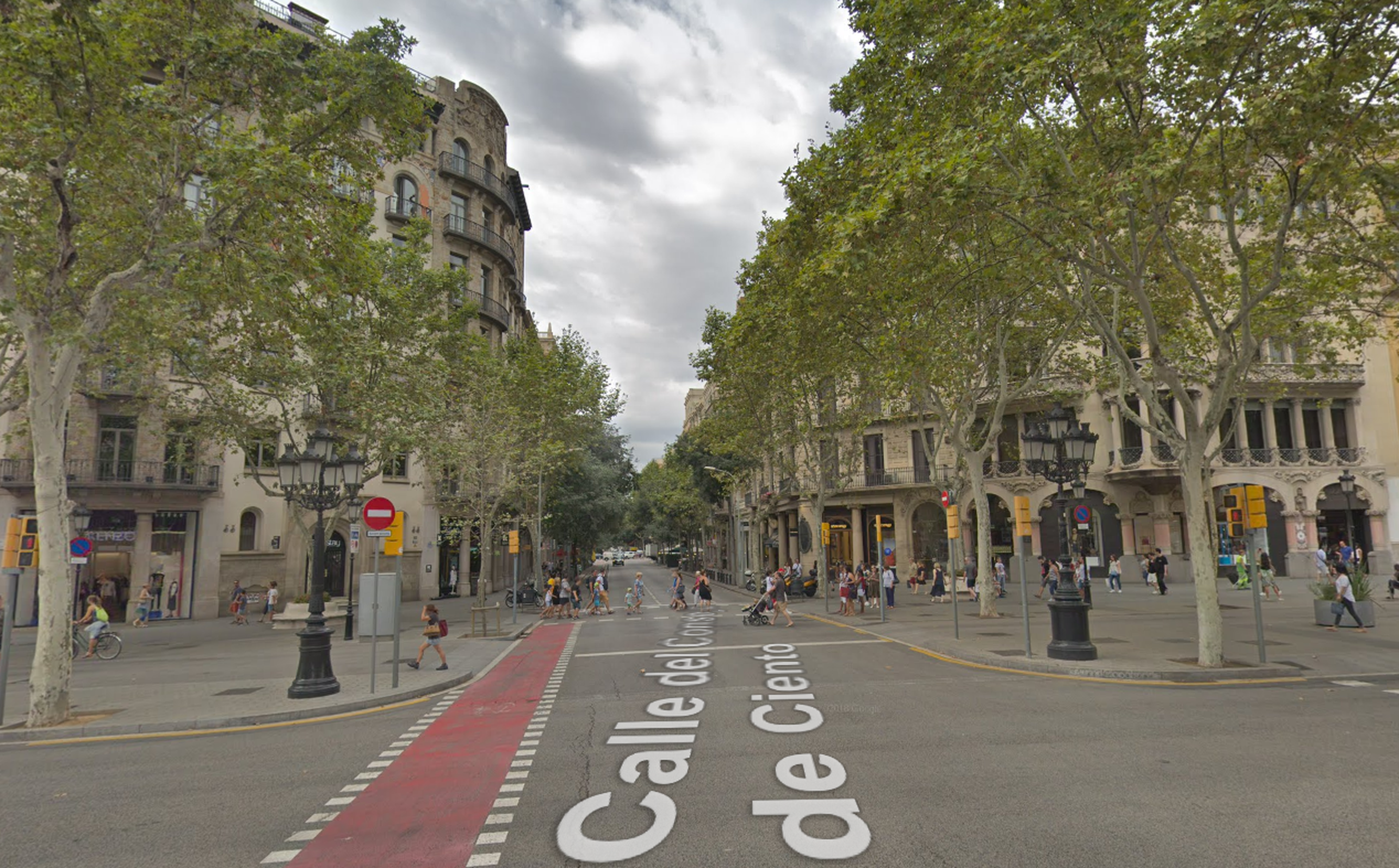 Passeig de Gràcia y Carrer de Consell de Cents en Street View.