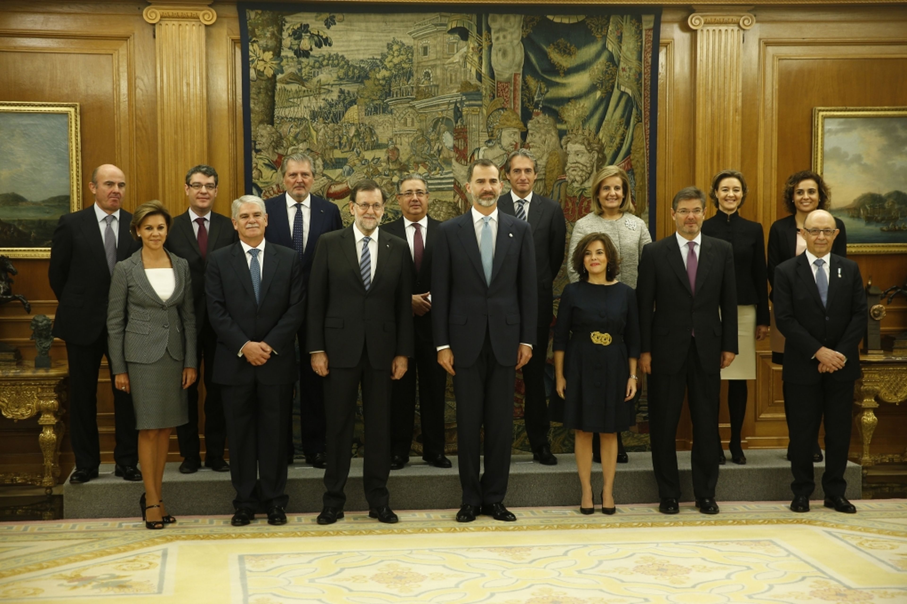 Segundo Gobierno de Mariano Rajoy, en la XII legislatura, junto al rey.