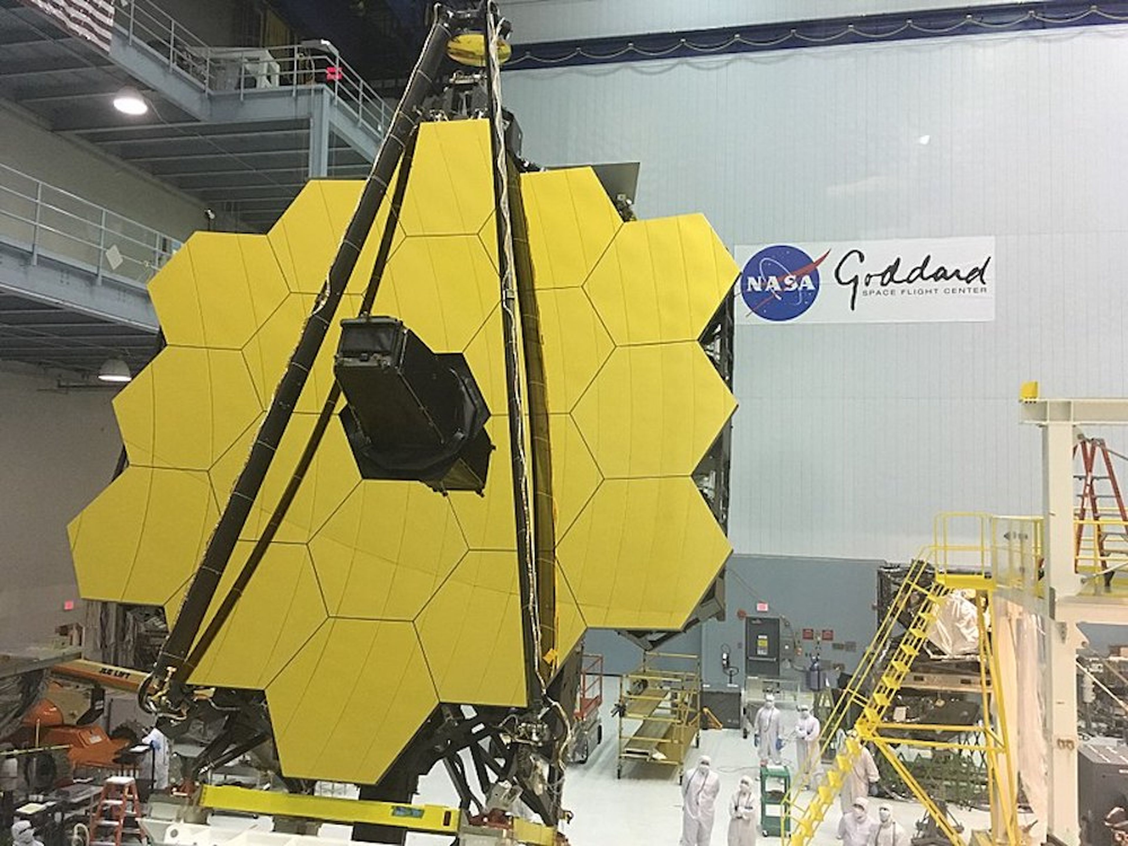 Espejo del telescopio espacial James Webb.