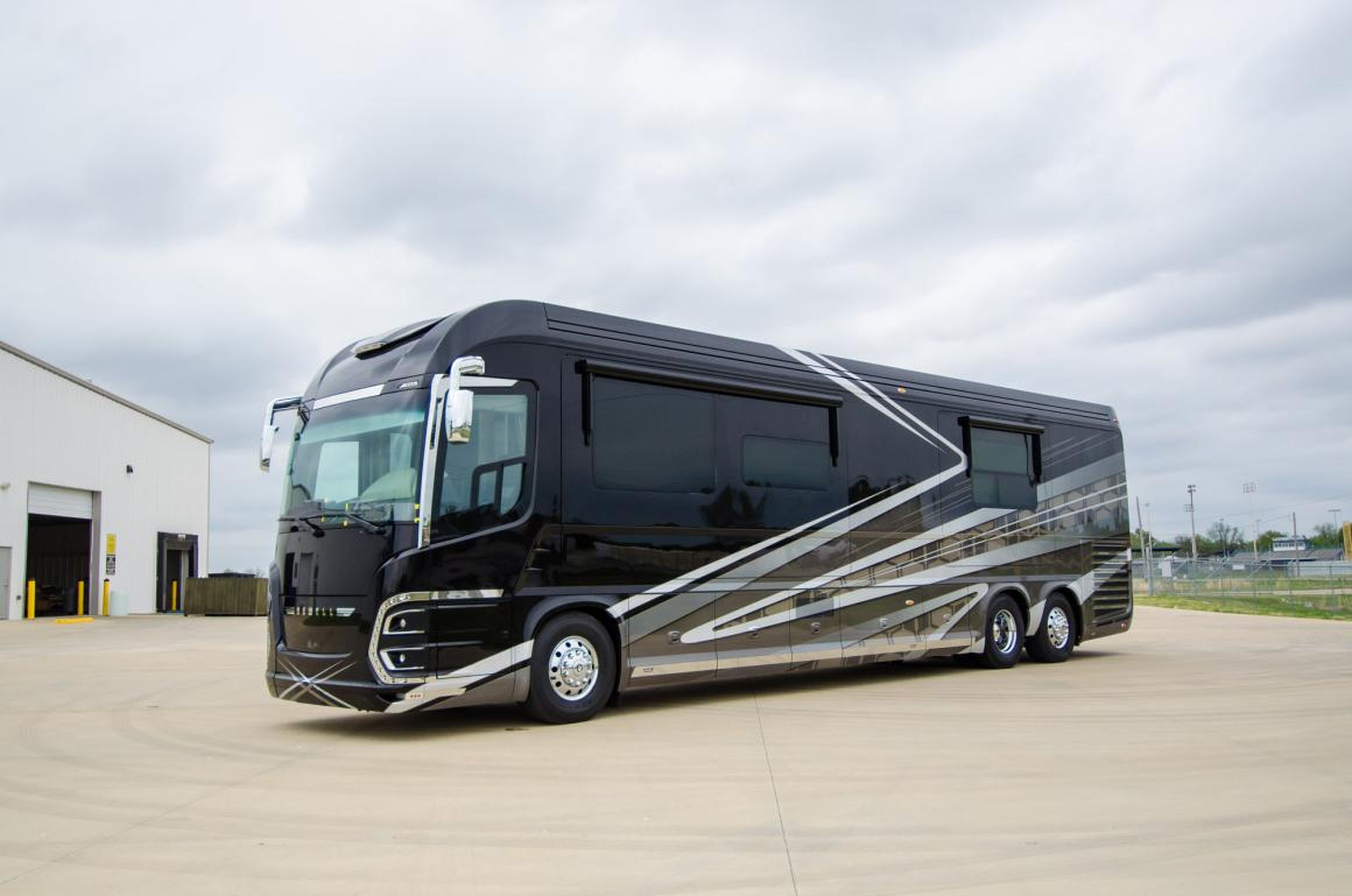 The 2020 Newell Coach p50.