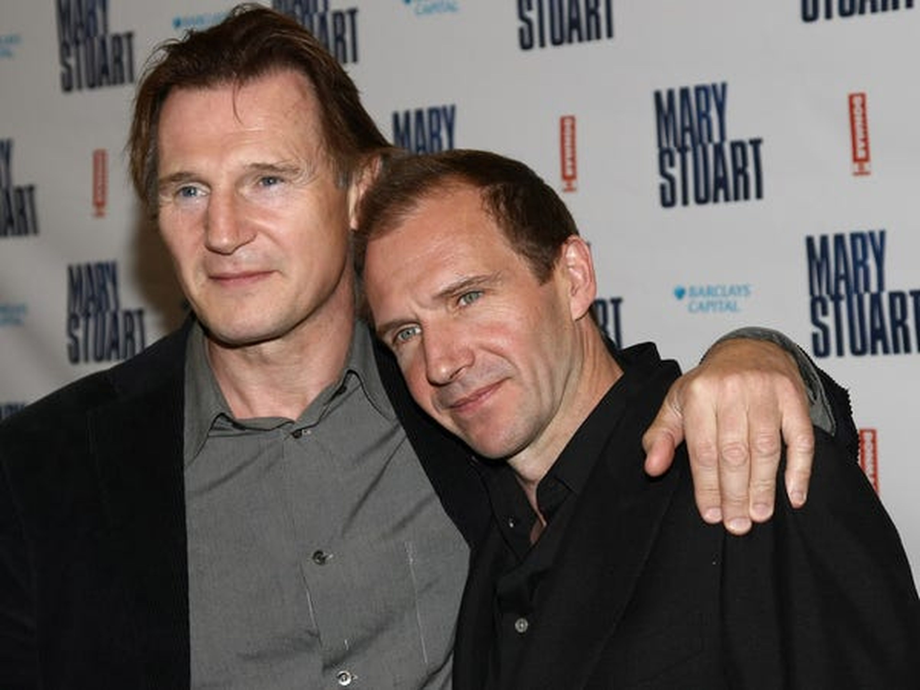 Ralph Fiennes y Liam Neeson son buenos amigos.