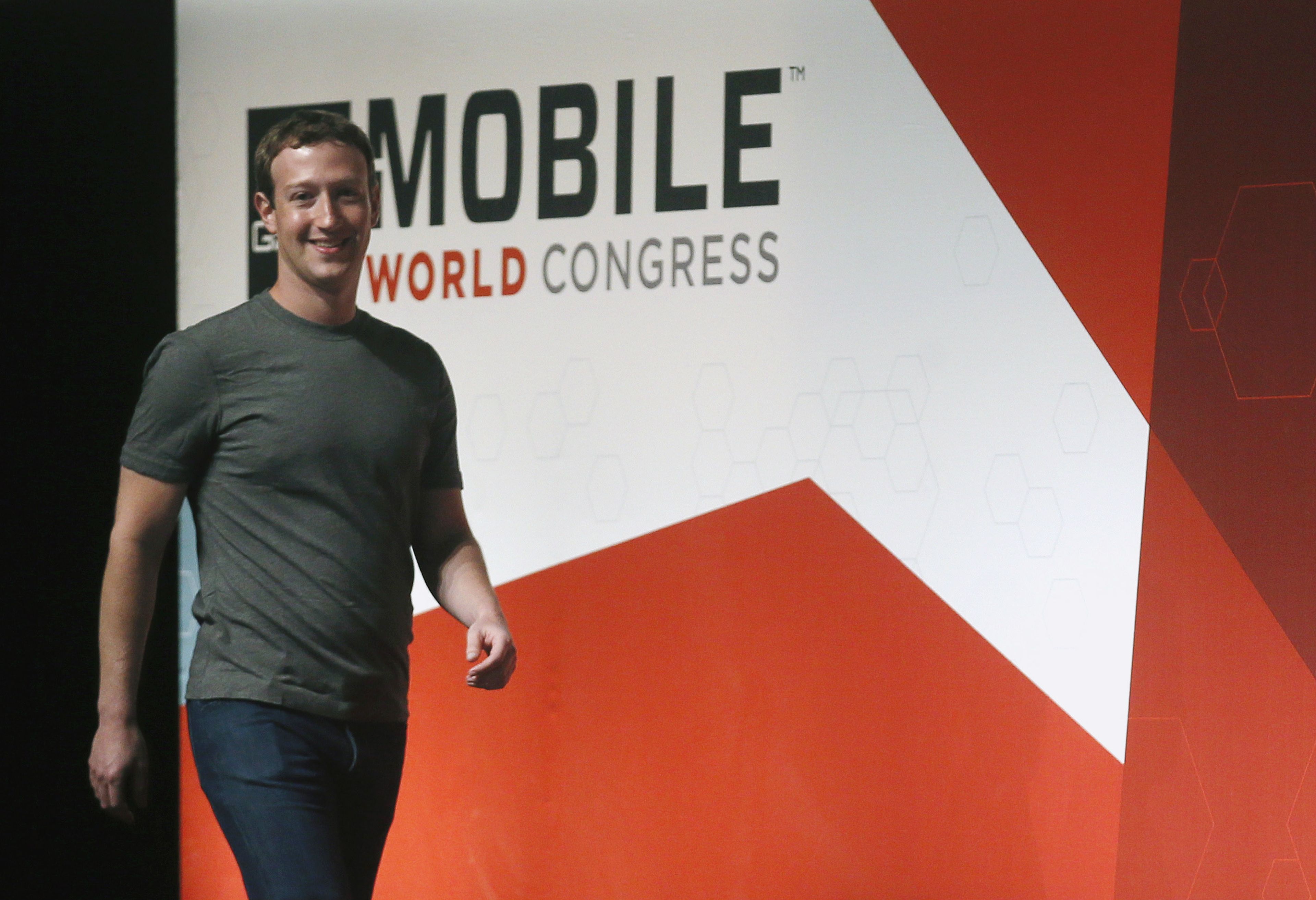 El CEO de Facebook, Mark Zuckerberg, estuvo en el Mobile World Congress en 2015.