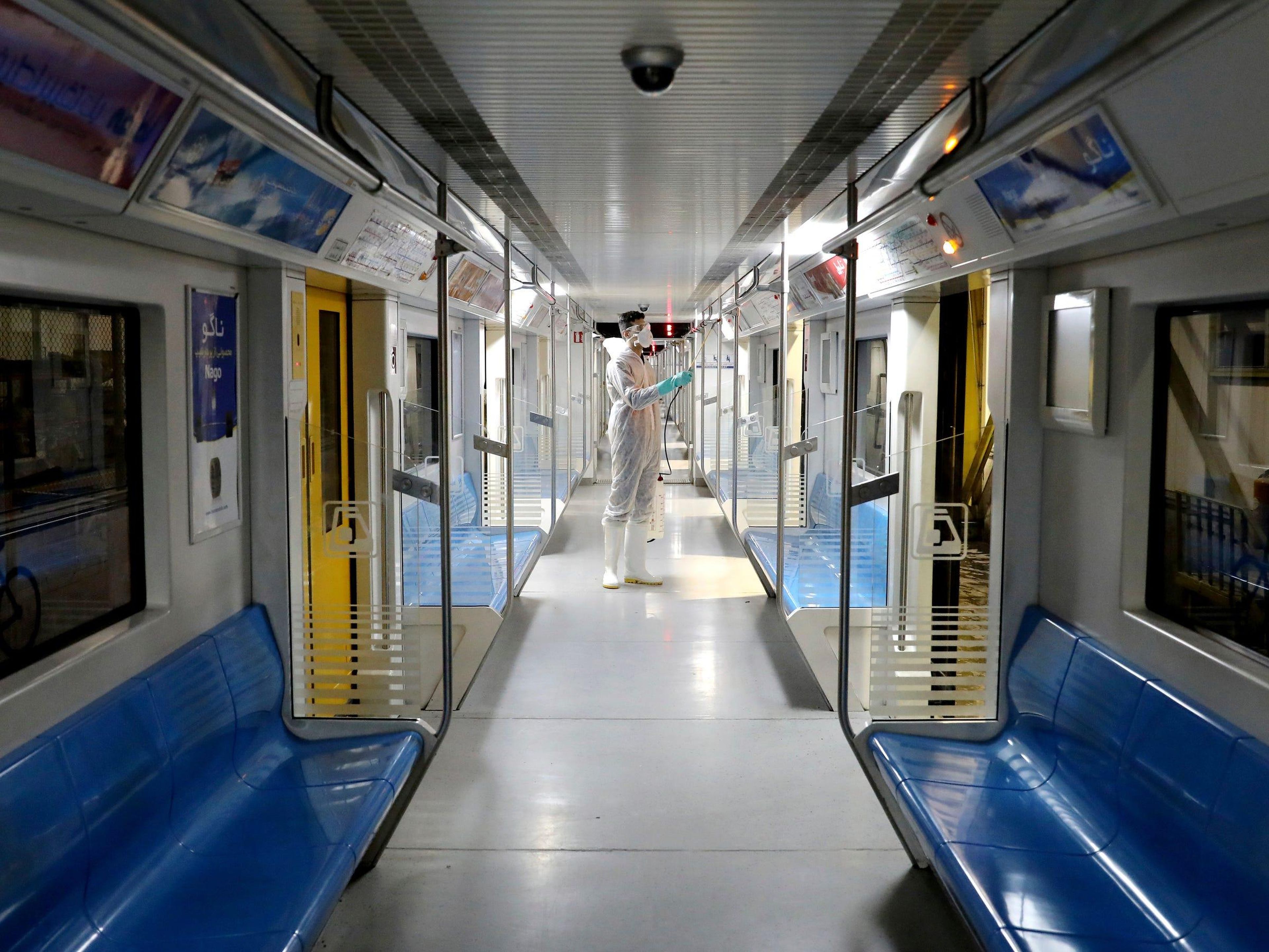 Metro de Teherán, Irán.