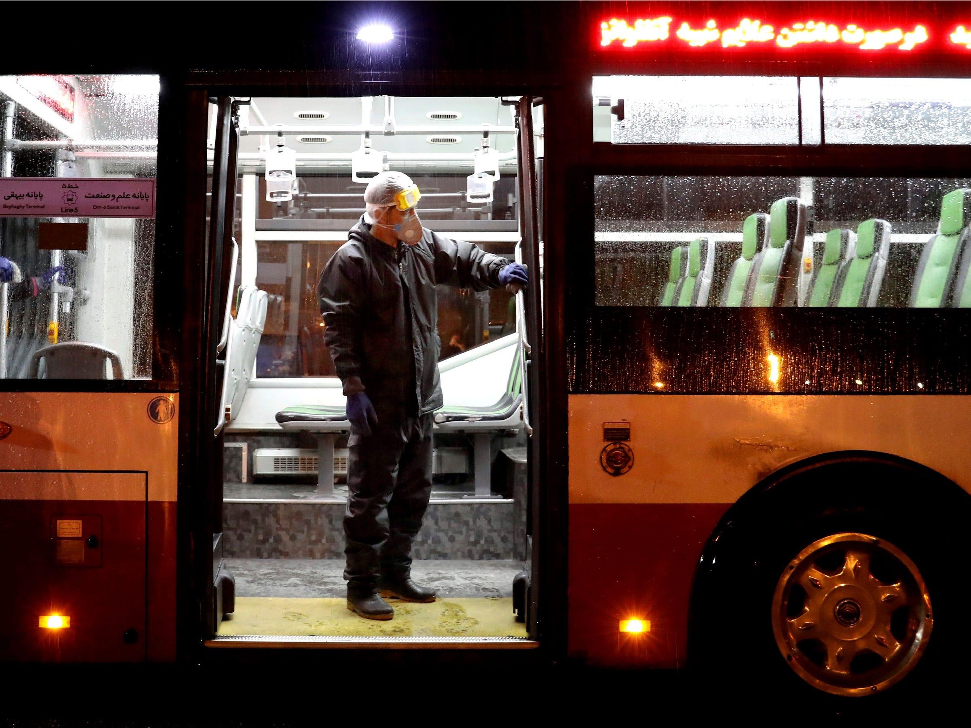 Autobús en Teherán, Irán.