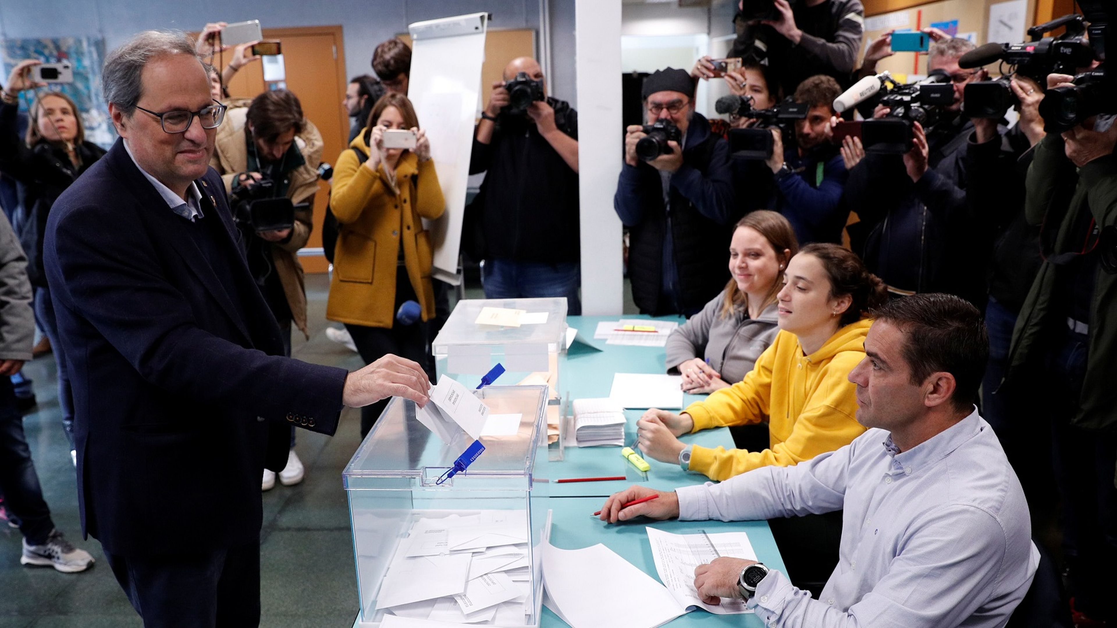 Quim Torra, presidente de la Generalitat, vota en las elecciones generales de noviembre de 2019.