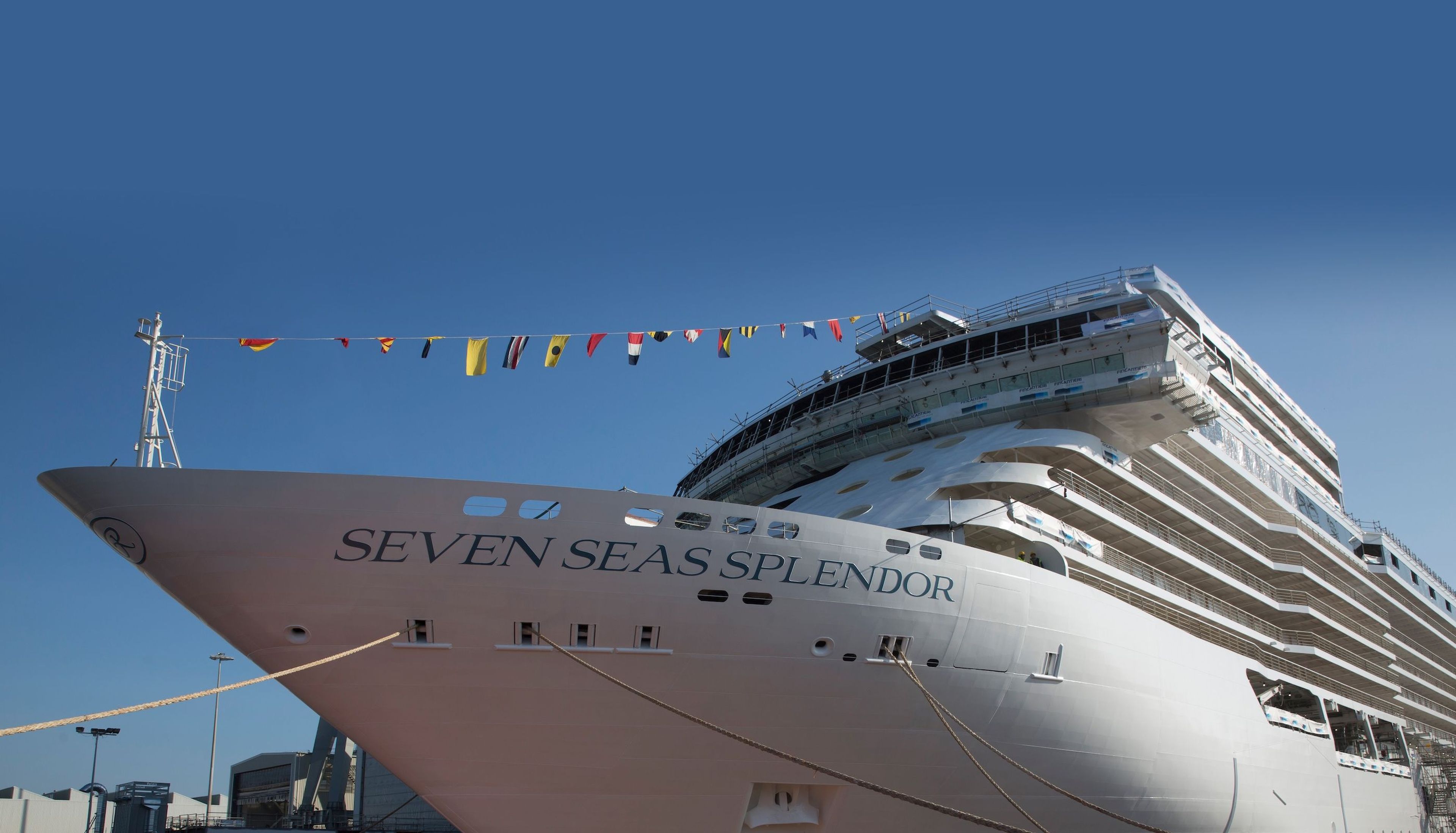 El Seven Seas Splendor ya navega hacia Miami.