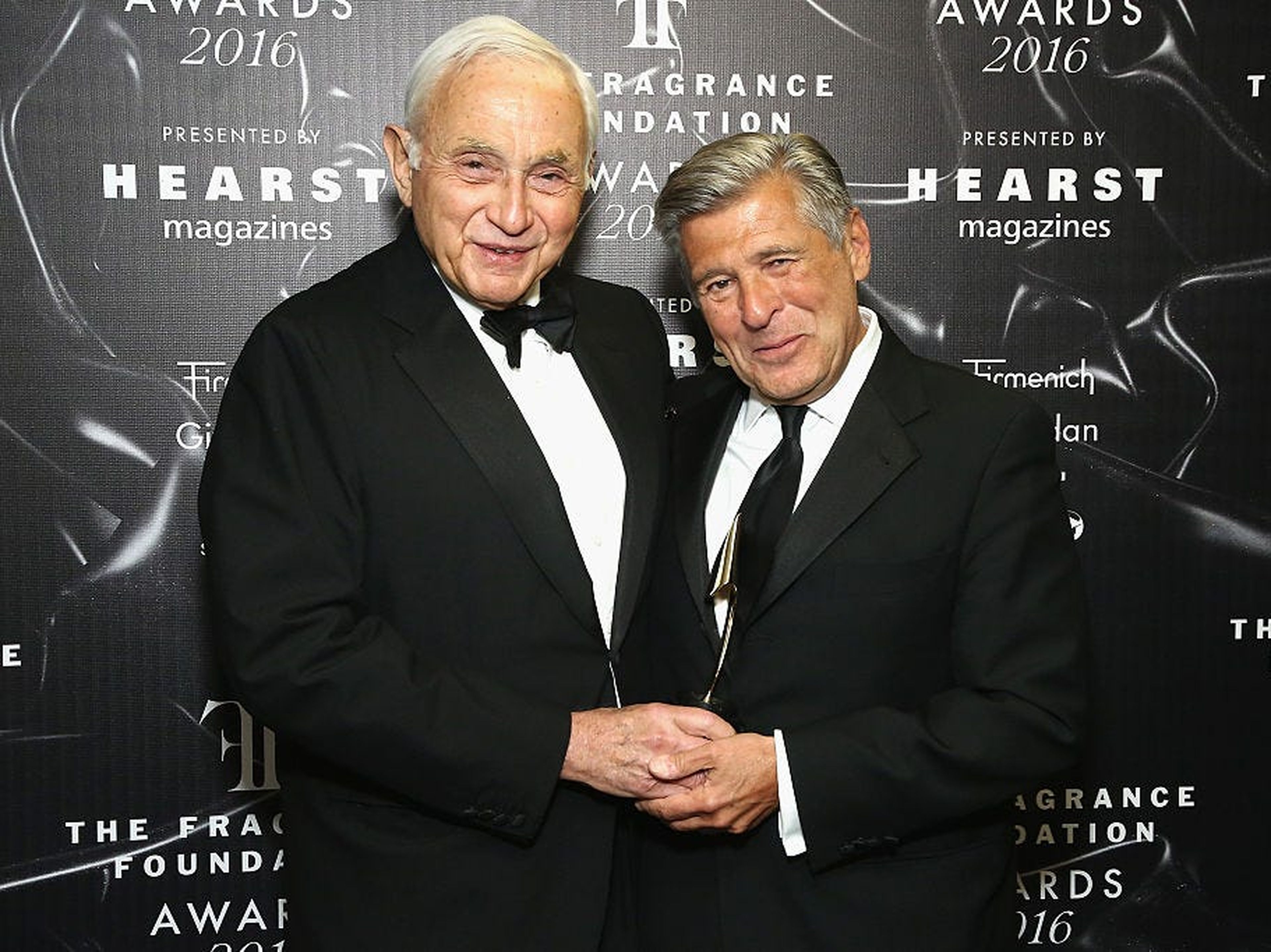 Les Wexner y Ed Razek, fotografiados en un evento en Nueva York en 2016.