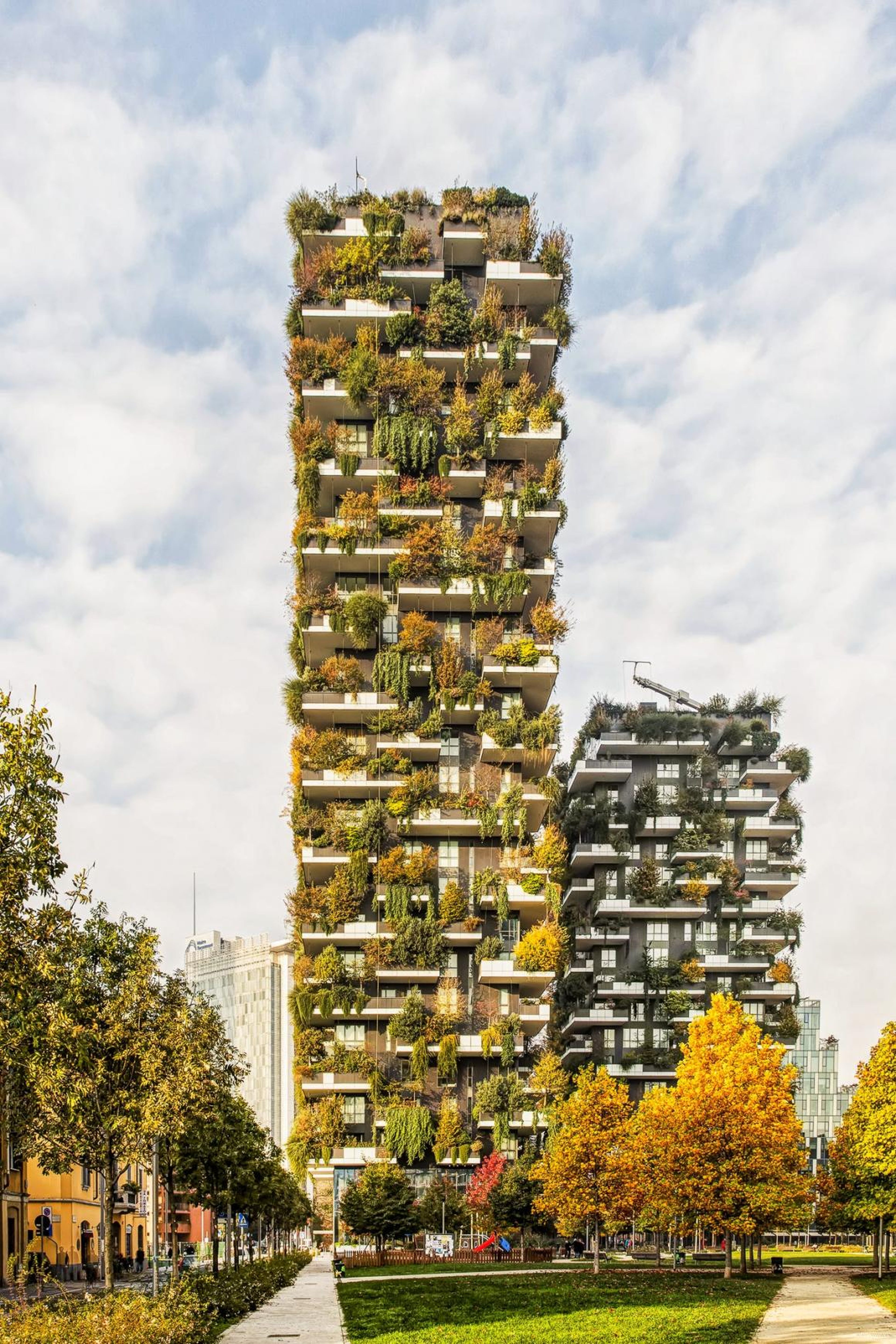 'Bosco Verticale' es un edificio forestal en Milán, Italia, diseñado por Studio Boeri.
