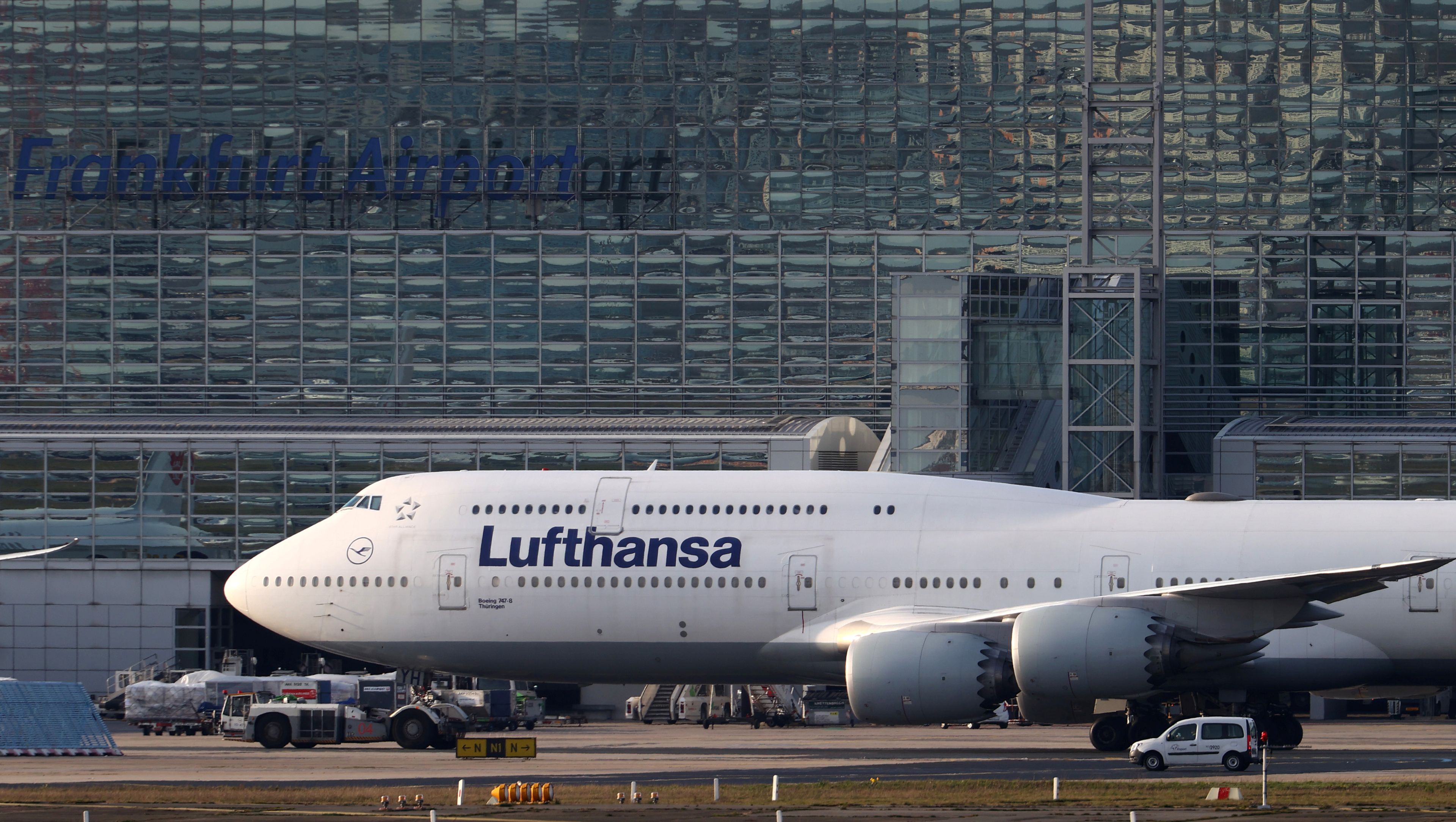 Un avión de Lufthansa en Frankfurt, Alemania.