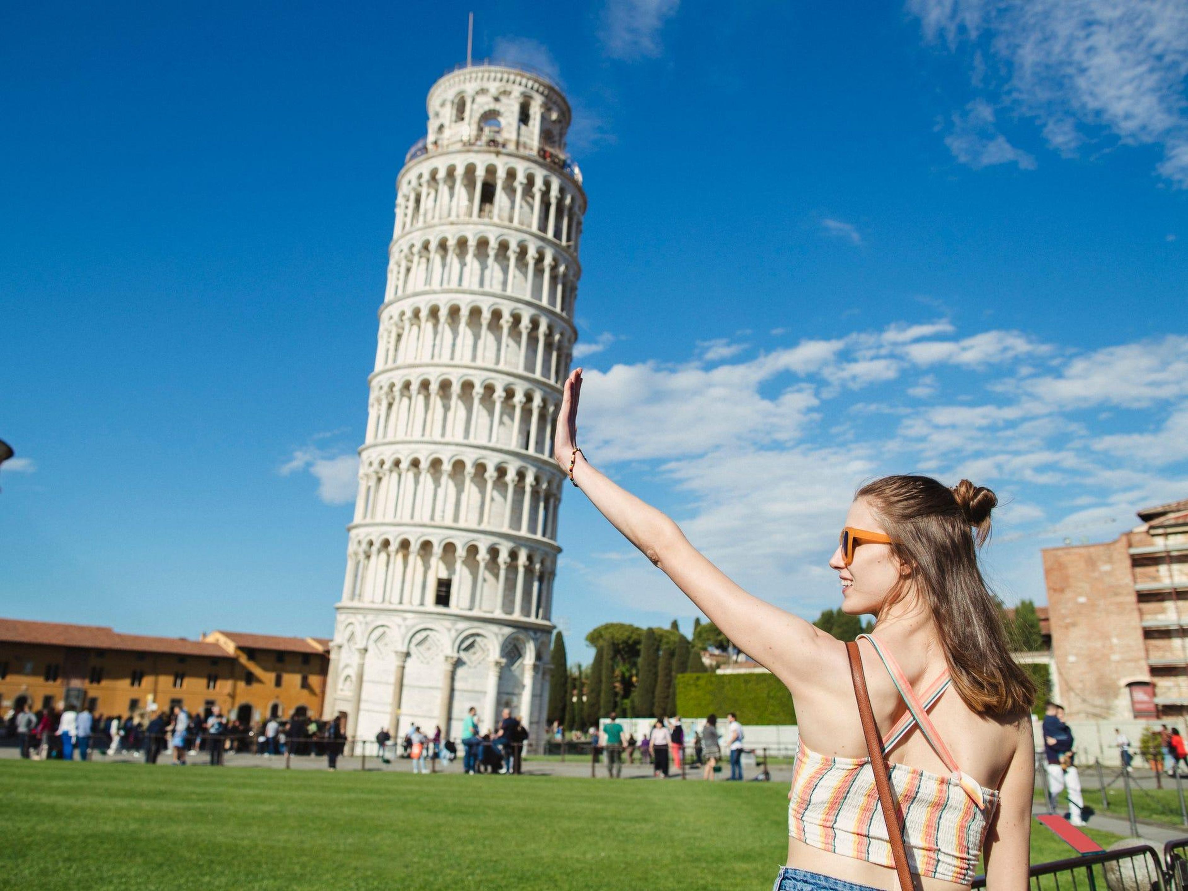 Foto en la Torre Inclinada de Pisa.