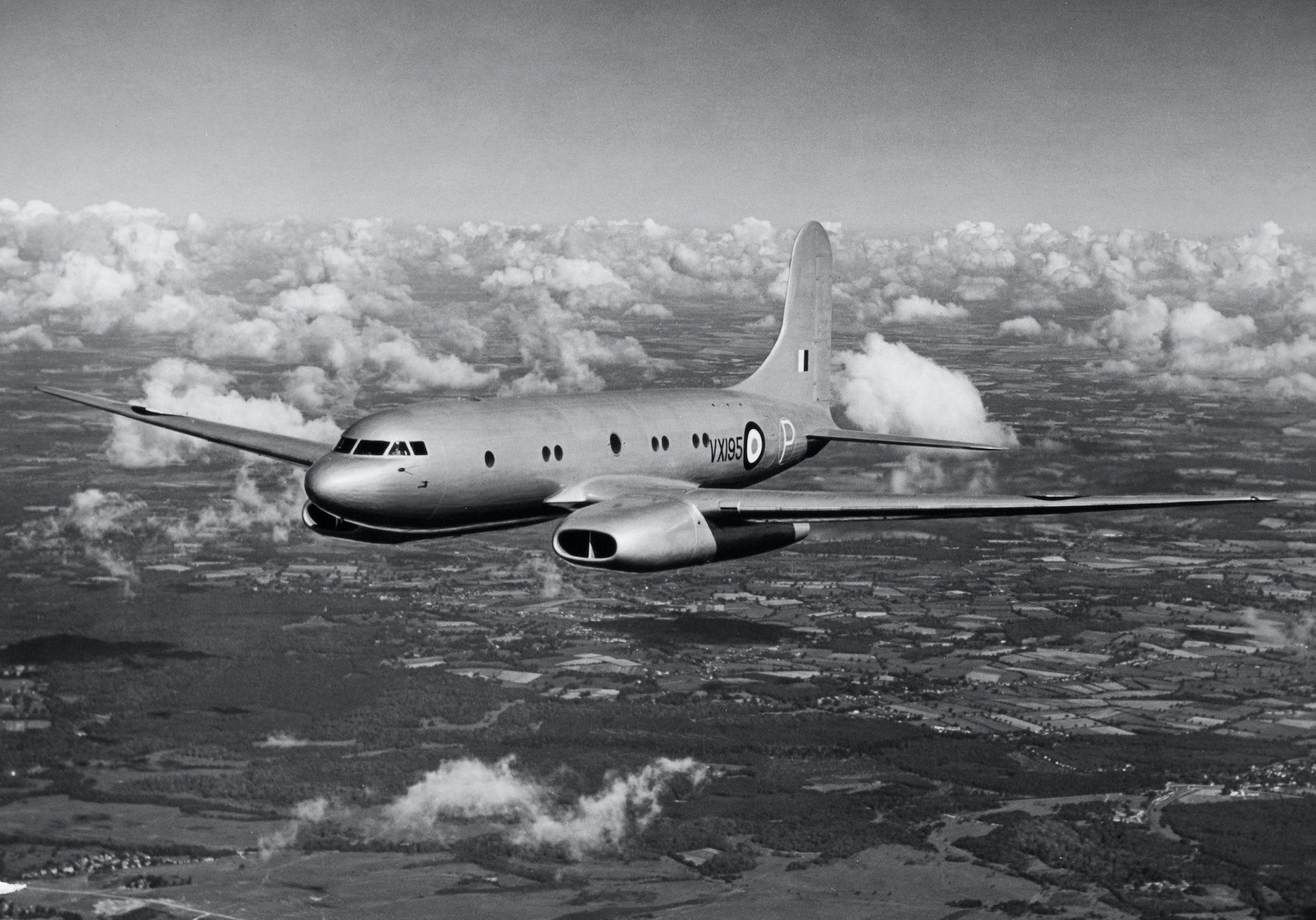 1948, Avión británico Avro Tudor.