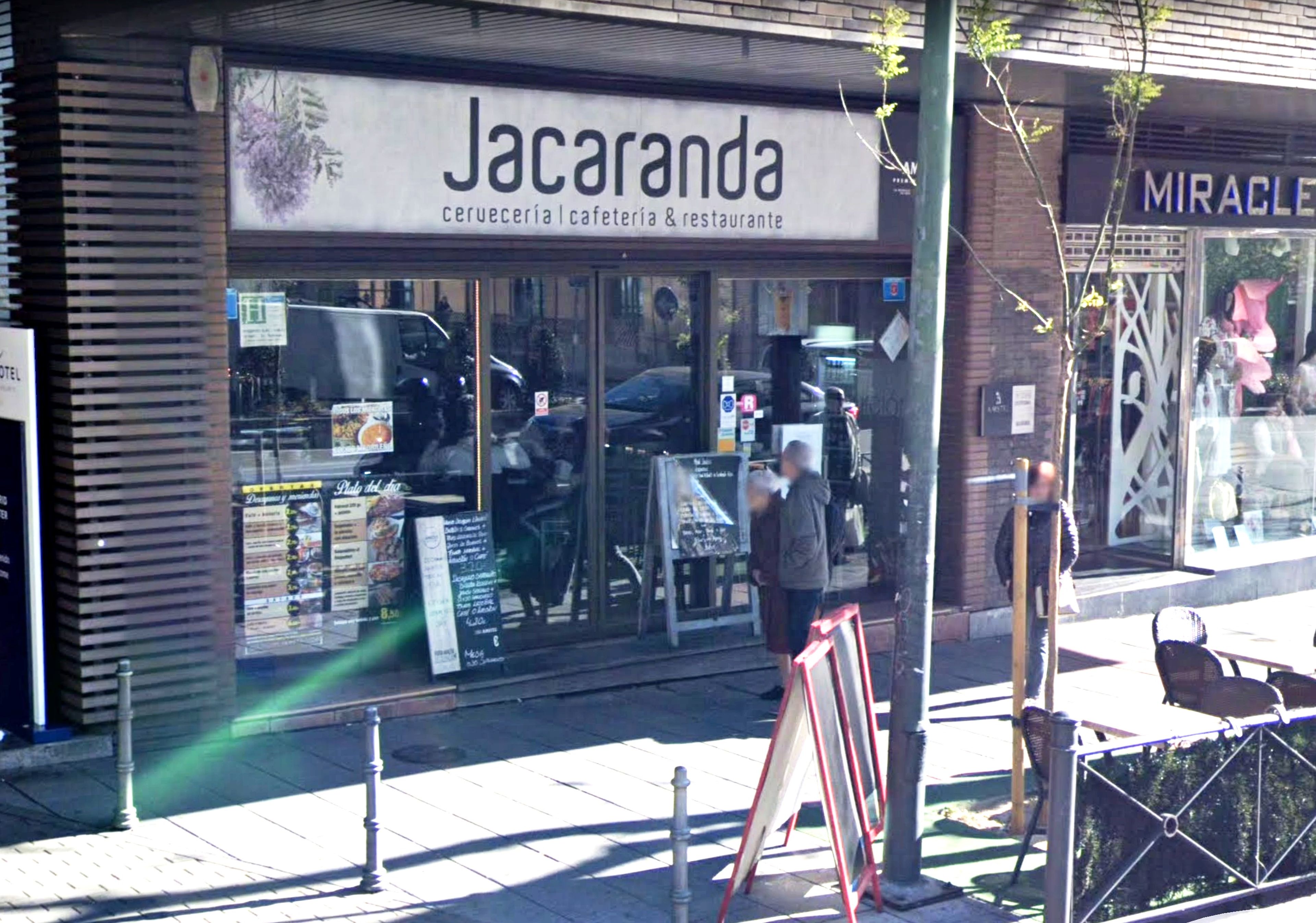 Fachada de Jacaranda, en la calle O'Donnell de Madrid.