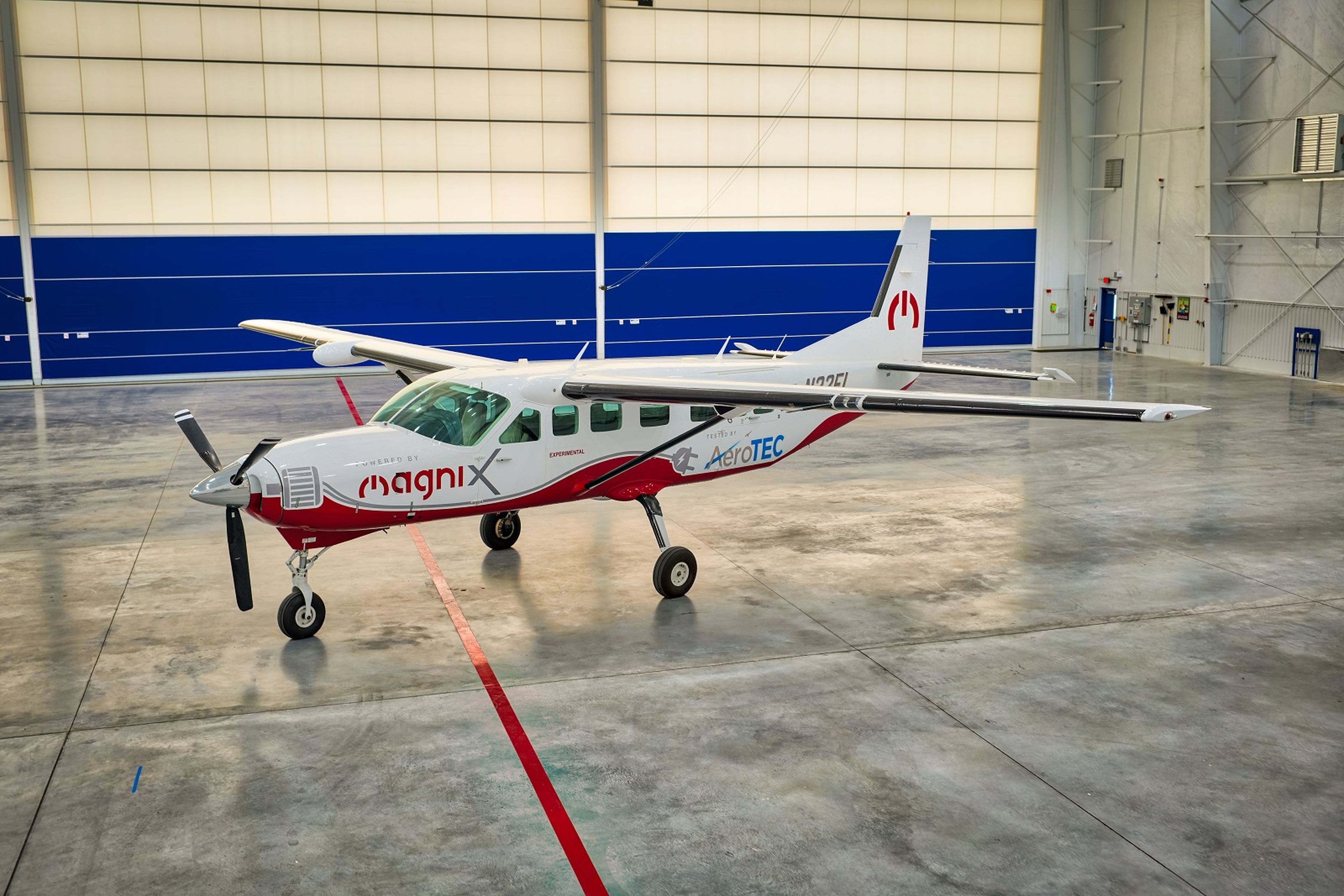 El Cessna Caravan 208 que volará este jueves con motor eléctrico
