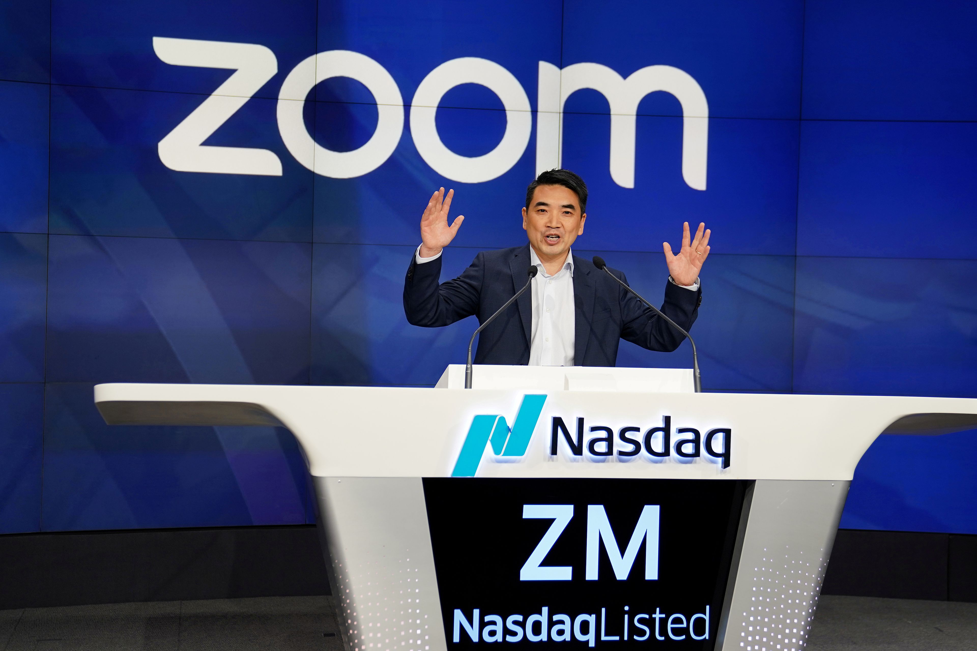 Eric Yuan, CEO de Zoom, el día de su salida a bolsa.