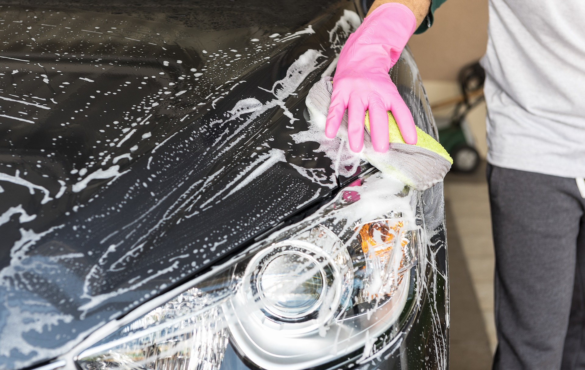 Cómo limpiar tu coche como un profesional