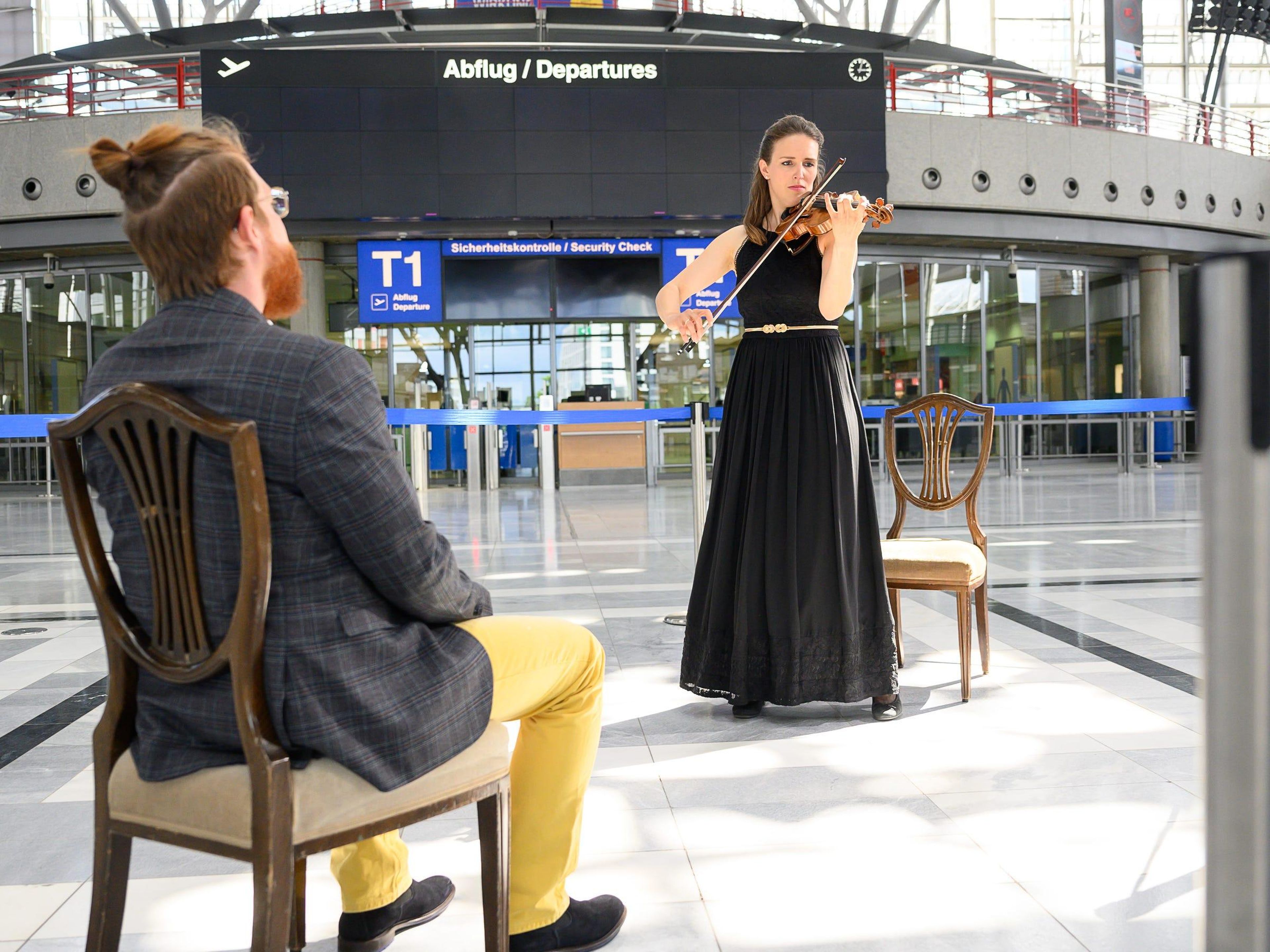 Un concierto individual en el aeropuerto de Stuttgart.