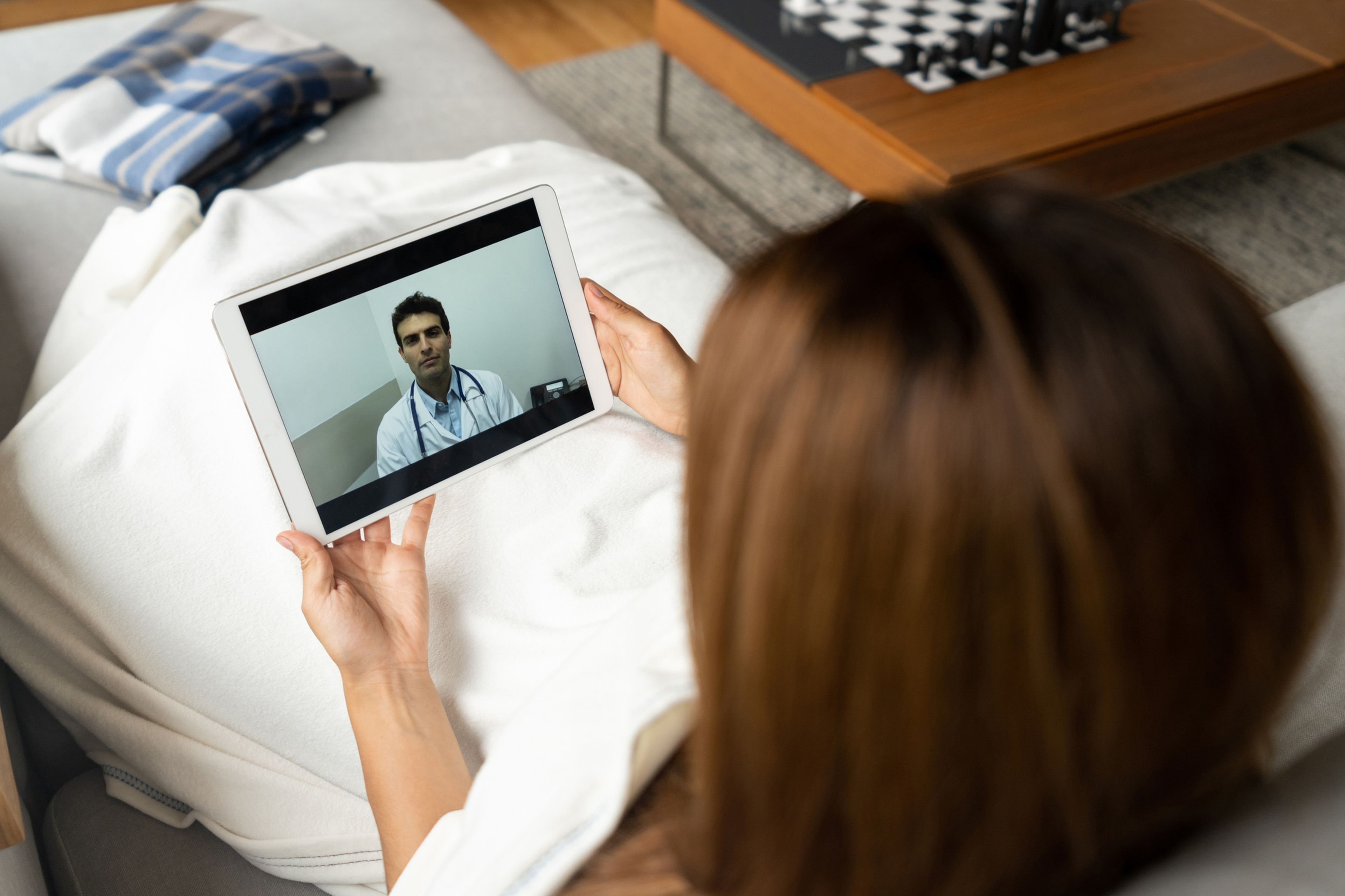 Una paciente virtual utiliza una aplicación de telemedicina. Getty Images
