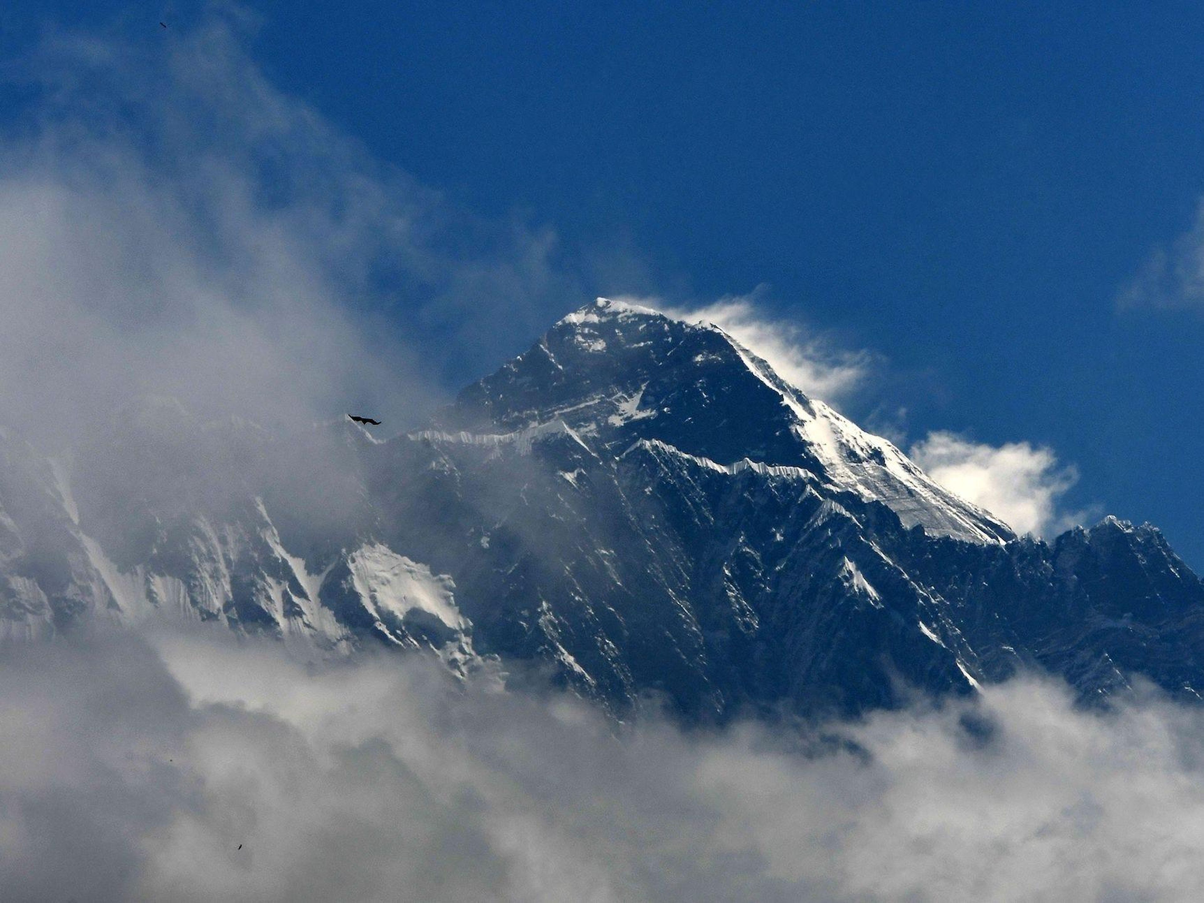 El Monte Everest fue escalado por primera vez el 29 de mayo de 1953.